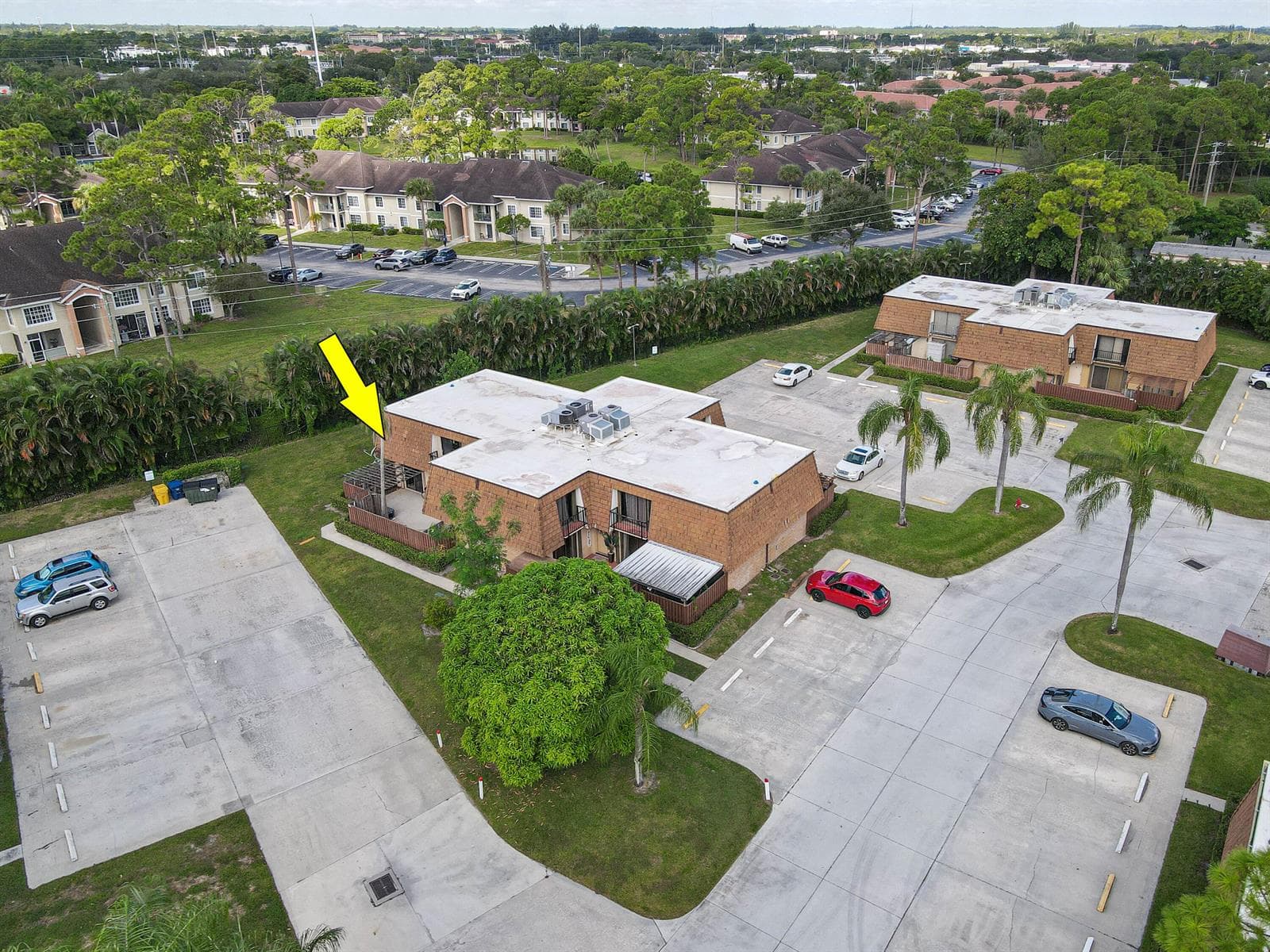 2406 24th Lane, FL 33463 — zdjęcie 3