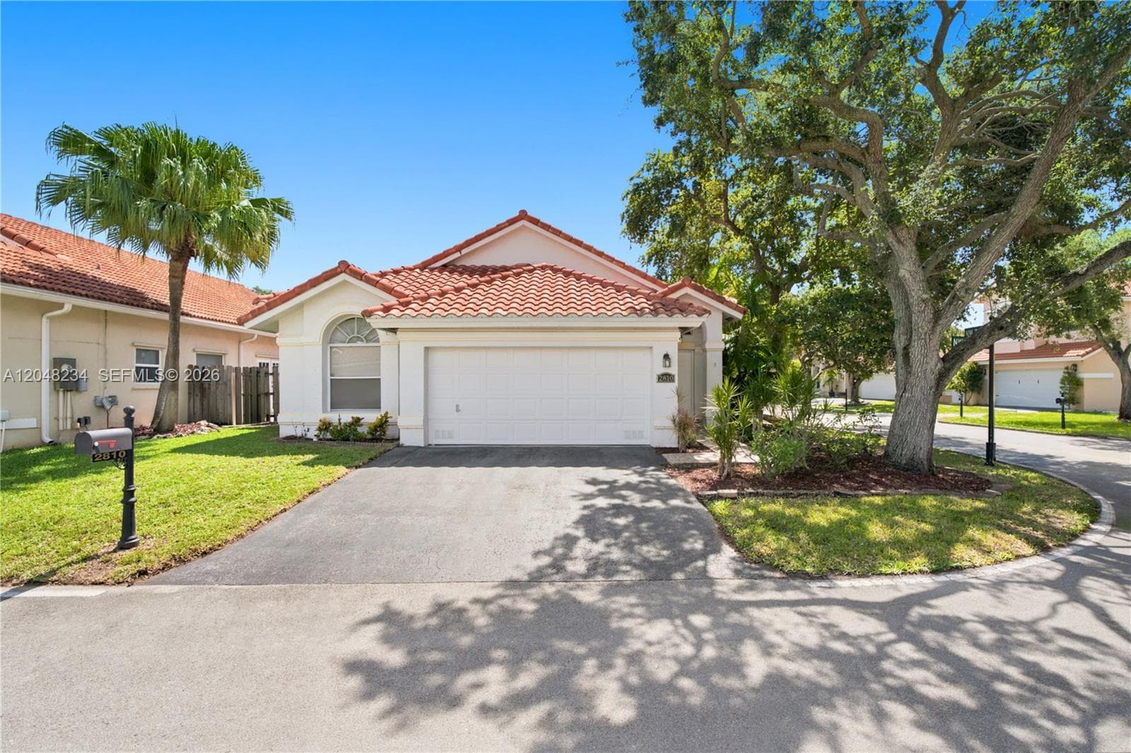 2810 NW 70th Ave, Margate, FL 33063