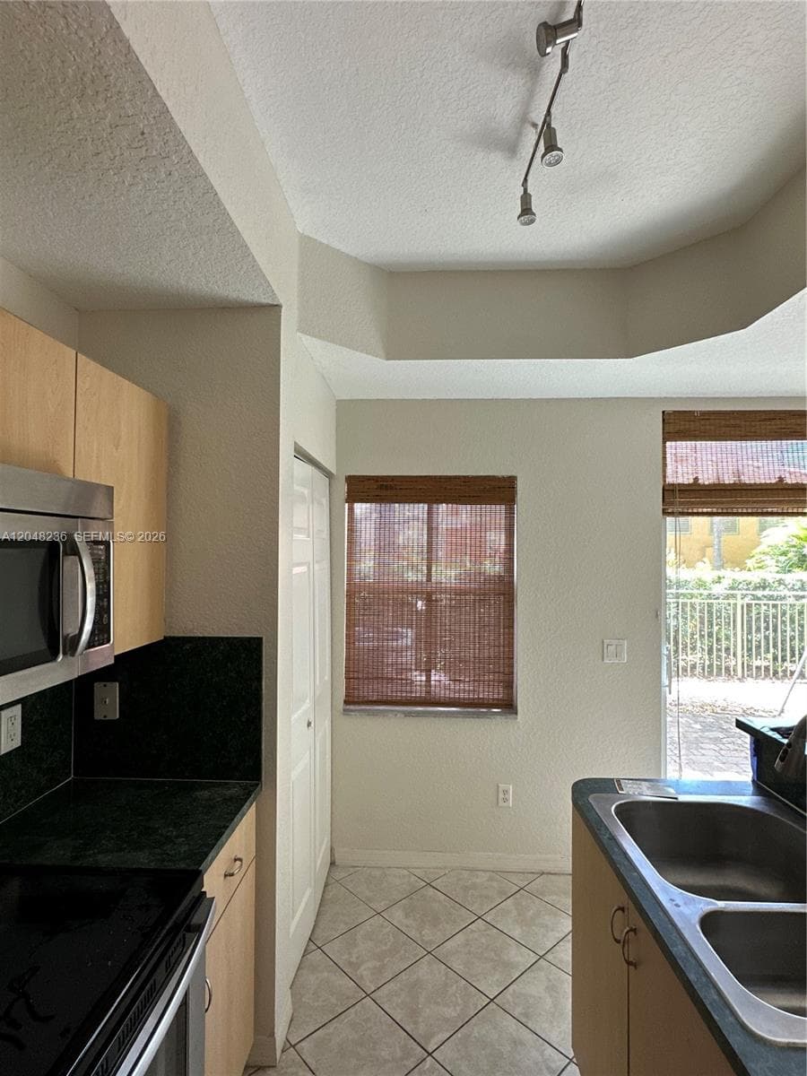 4952 Tradewinds Ter # 506, Fort Lauderdale, FL 33312 — zdjęcie 2