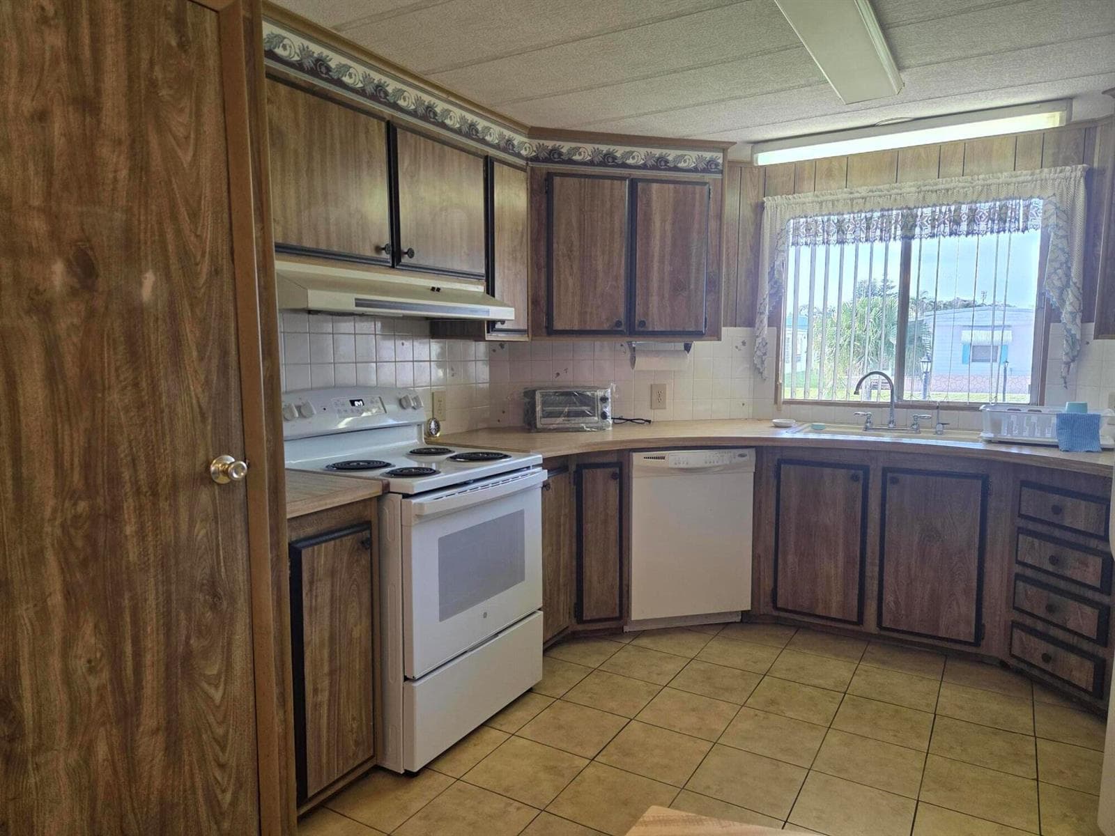 6937 SE Delegate Street, Hobe Sound, FL 33455 — zdjęcie 5