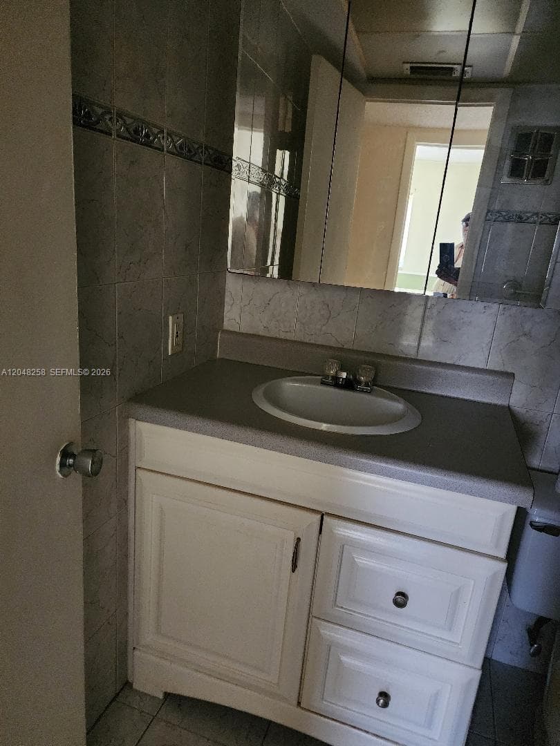 1621 NW 46th Ave # 102, Lauderhill, FL 33313 — zdjęcie 4