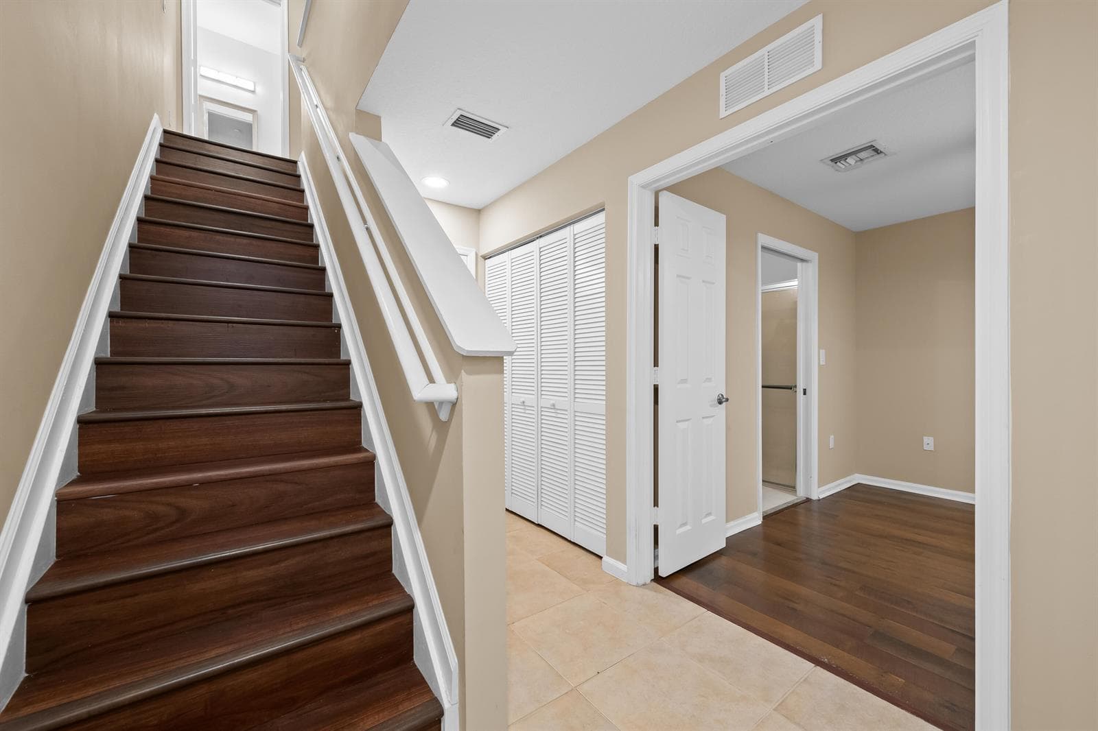 1033 NE 17th Way # 905, Fort Lauderdale, FL 33304 — zdjęcie 3