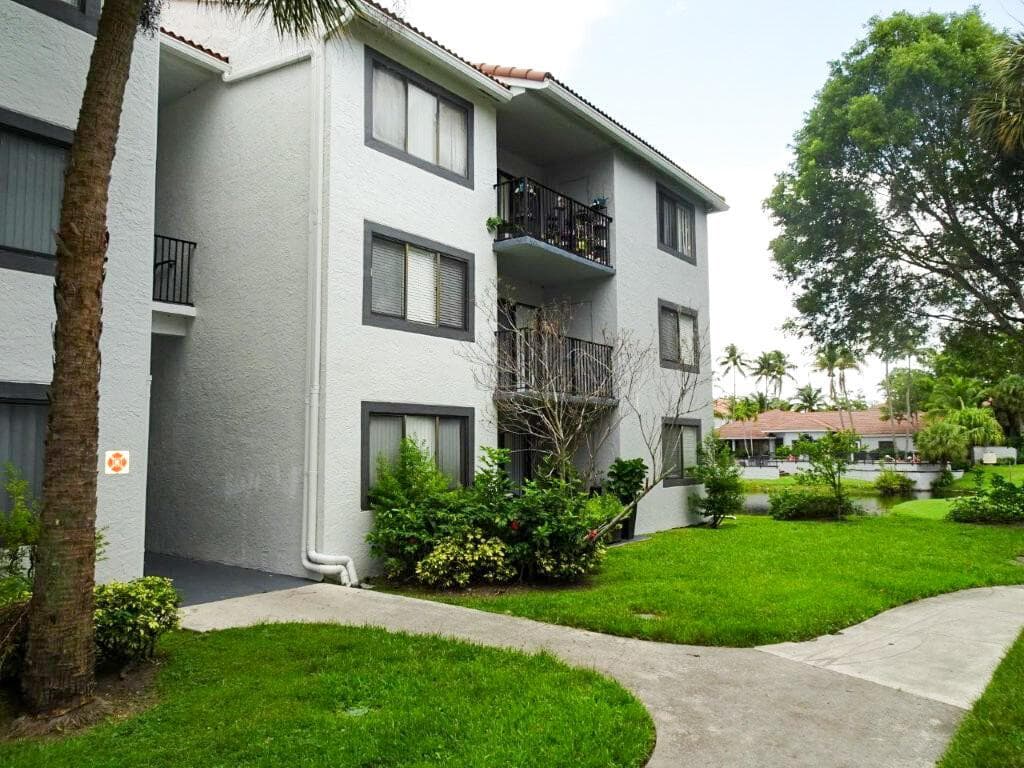 9122 W Atlantic Boulevard # 713, Coral Springs, FL 33071