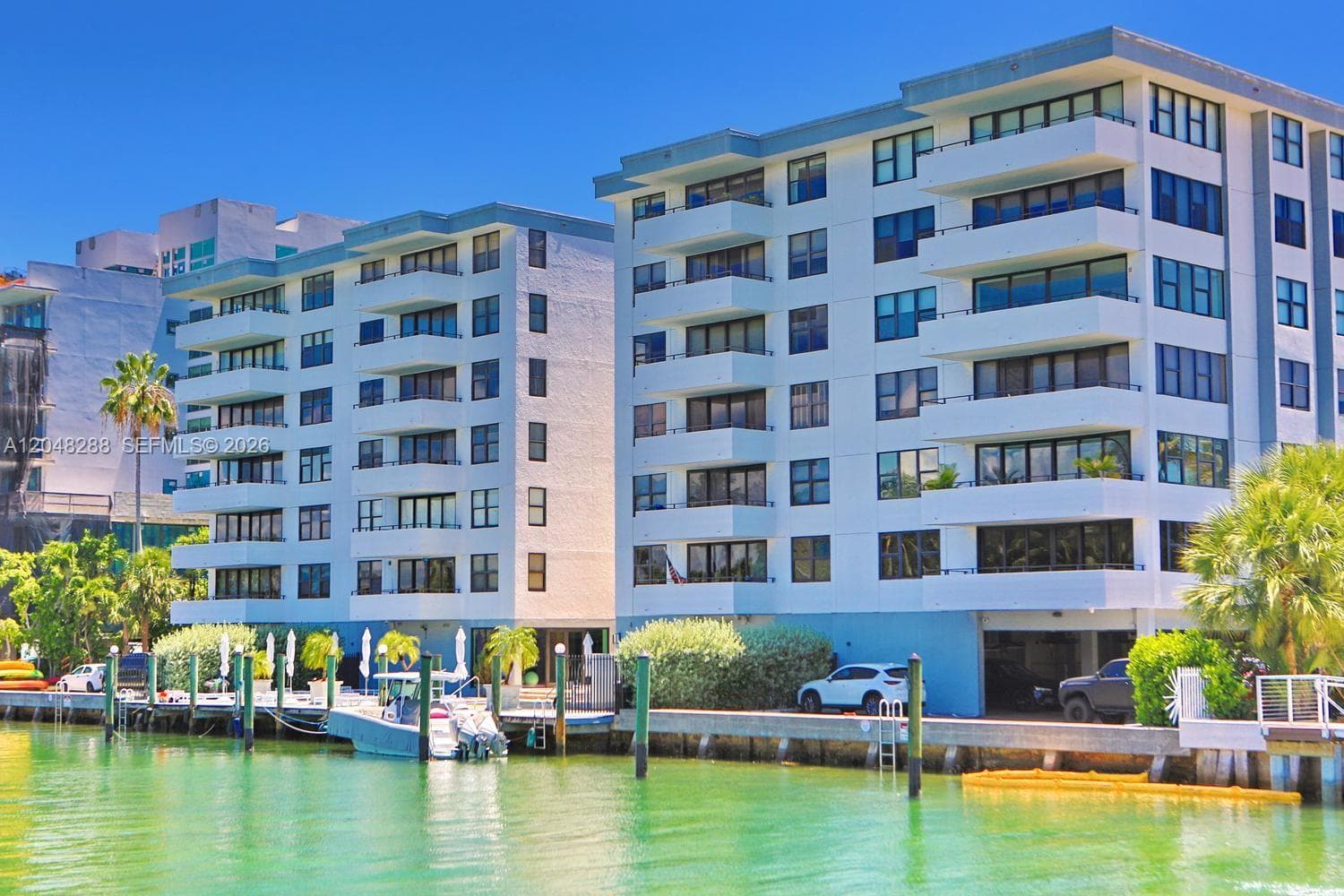 Island Manor