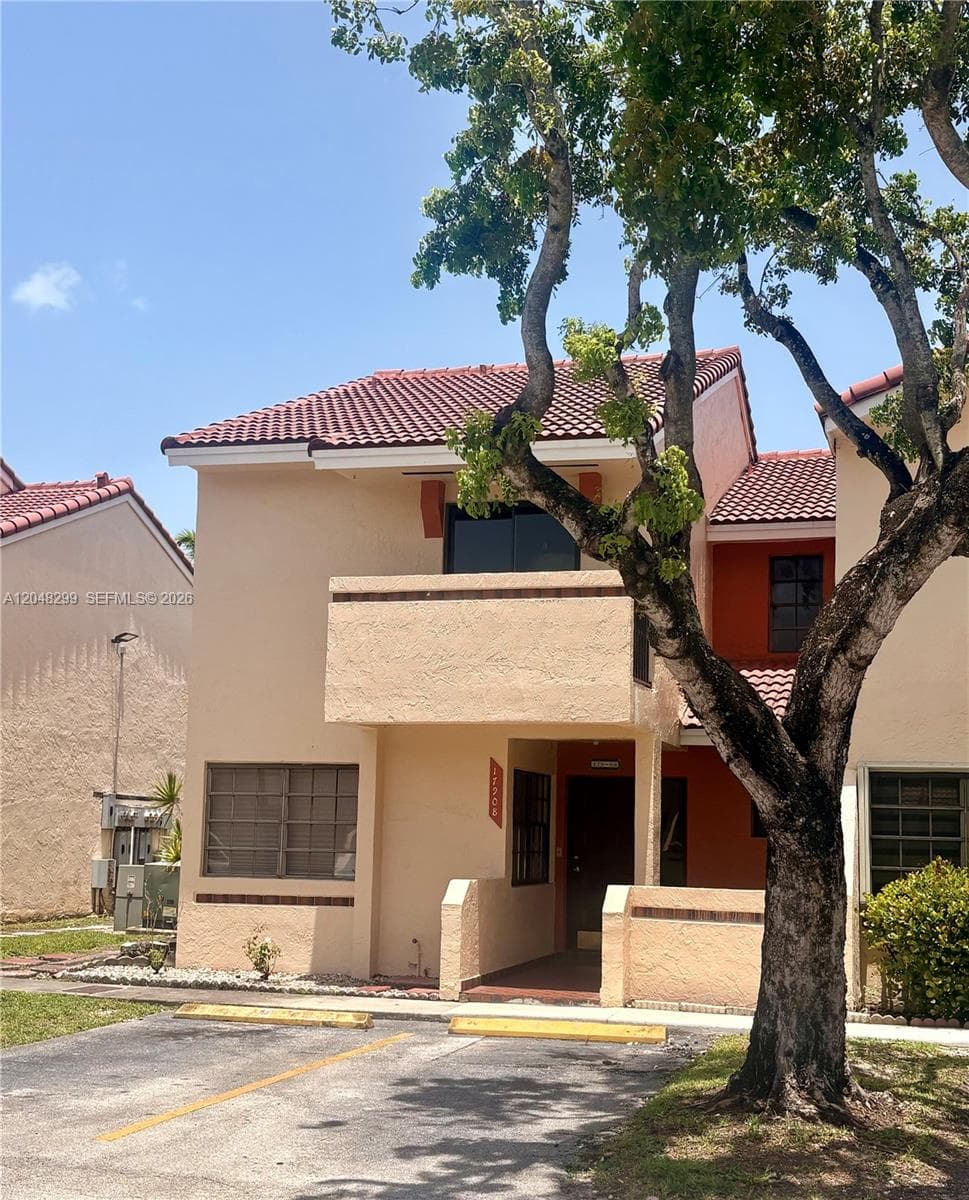 17908 NW 68th Ave # A-5, Hialeah, FL 33015 — zdjęcie 3