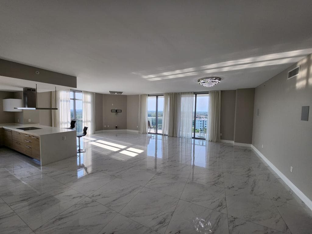 17301 Biscayne Boulevard # 1202, North Miami Beach, FL 33160 — zdjęcie 2