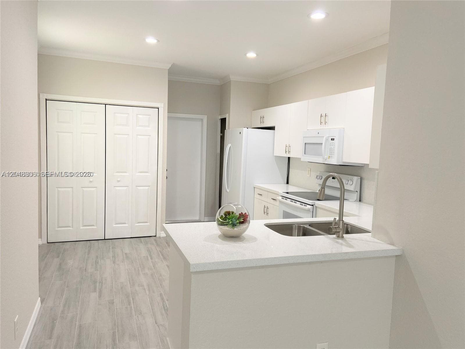 2174 N Ensenada Ter, Weston, FL 33327 — zdjęcie 2