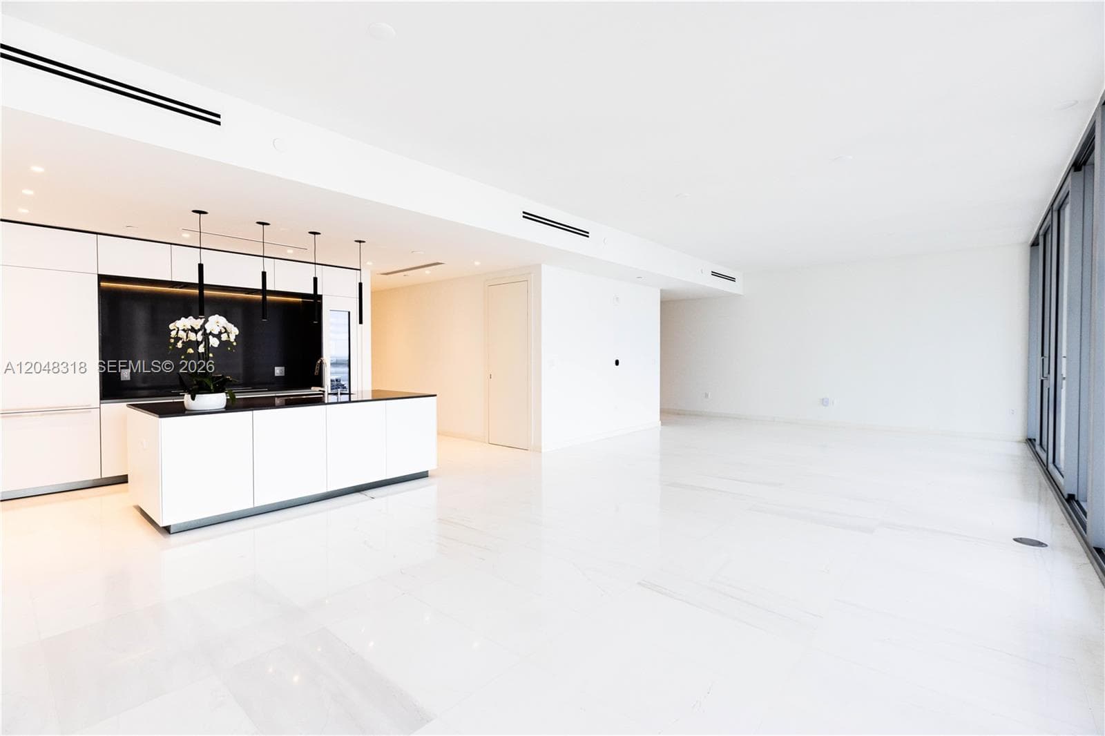 300 Biscayne Blvd Way # 2702, Miami, FL 33131