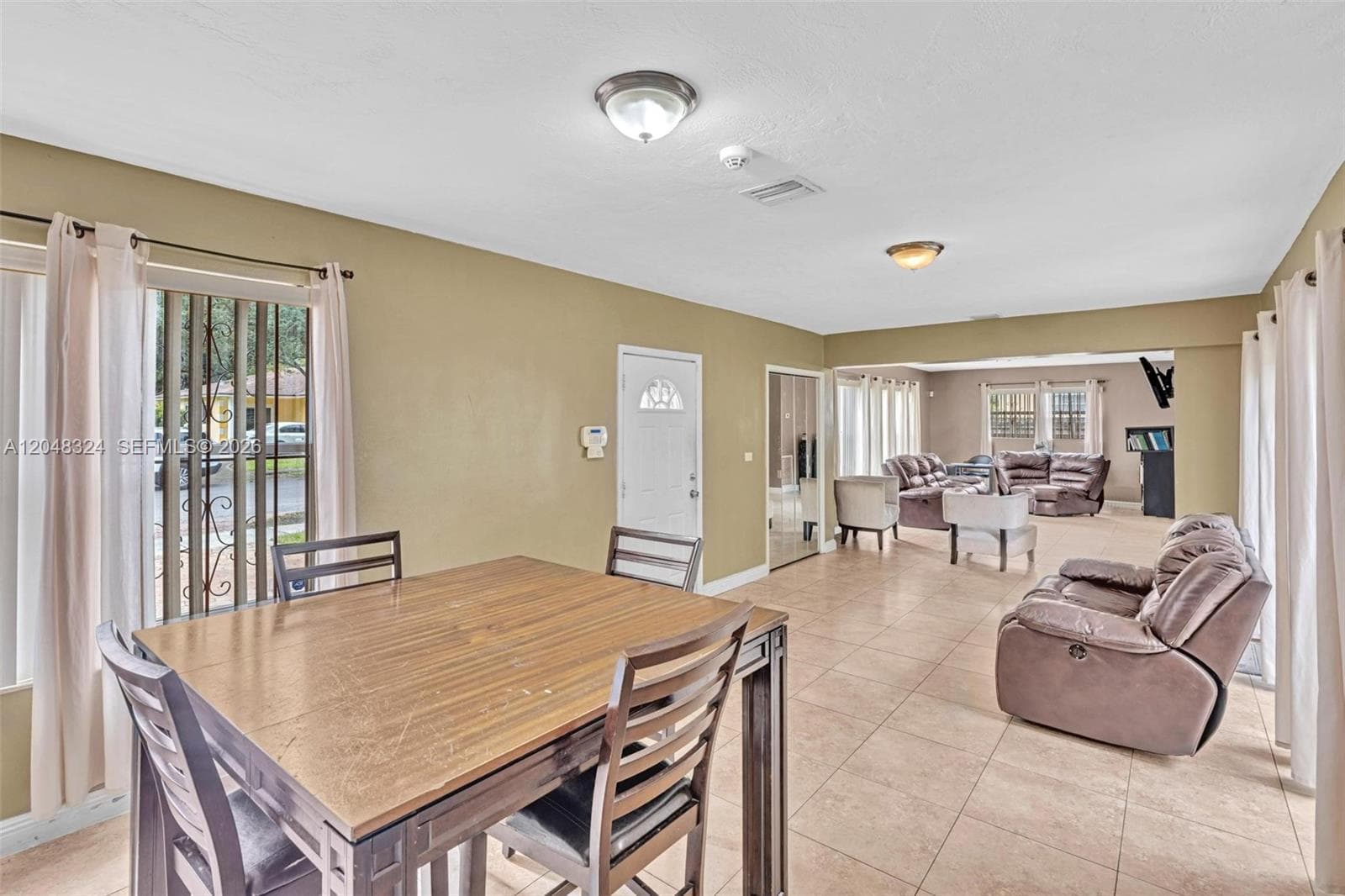 331 NE 176th St, North Miami Beach, FL 33162 — zdjęcie 5