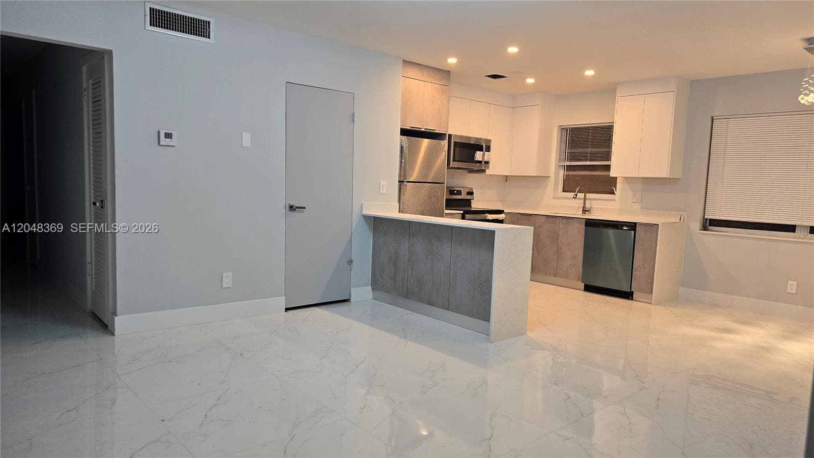 1722 Mayo St # 207, Hollywood, FL 33020 — zdjęcie 5