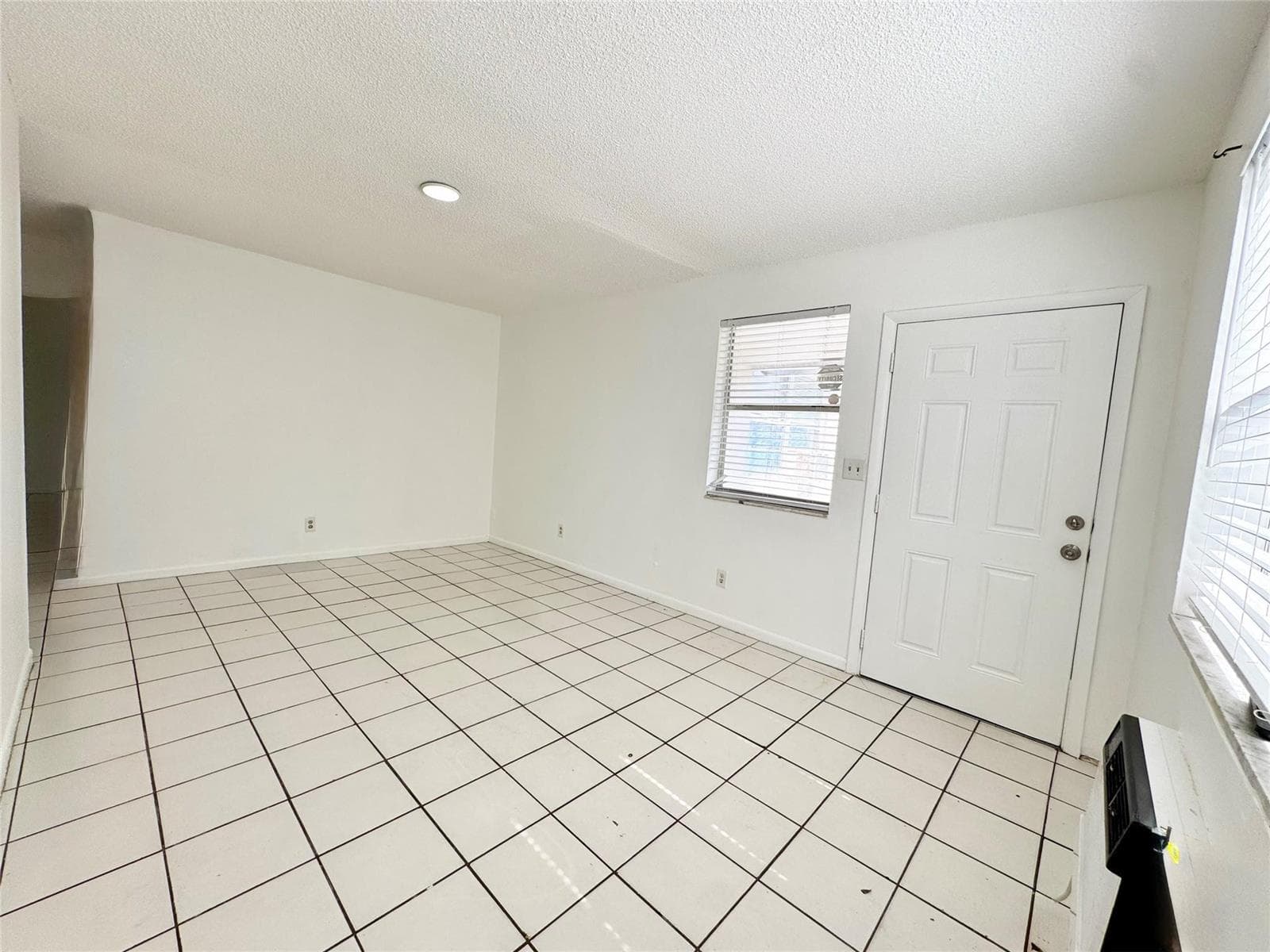 147 W 17th Street, Riviera Beach, FL 33404 — zdjęcie 3