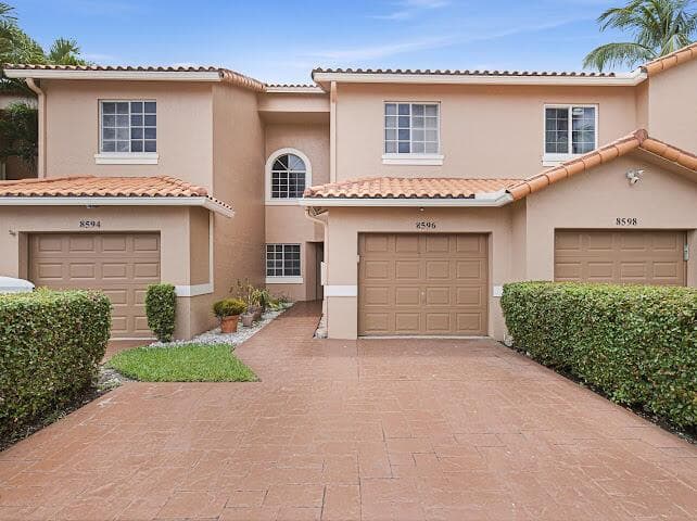 8596 Jade Drive, Tamarac, FL 33321 — zdjęcie 3