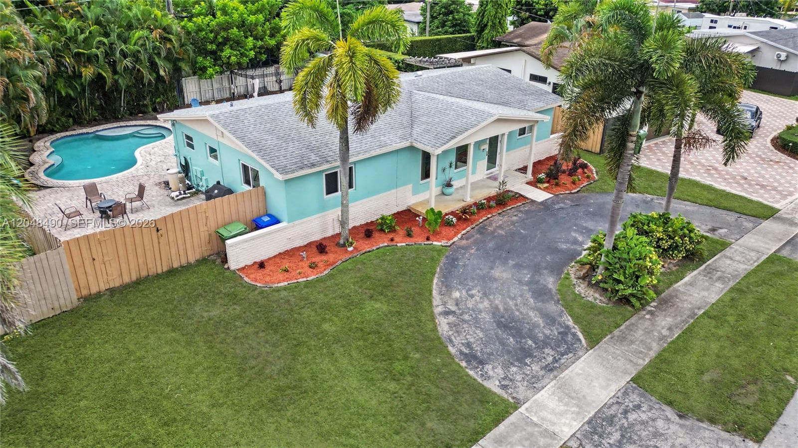 301 SW 65th Ave, Pembroke Pines, FL 33023 — zdjęcie 2