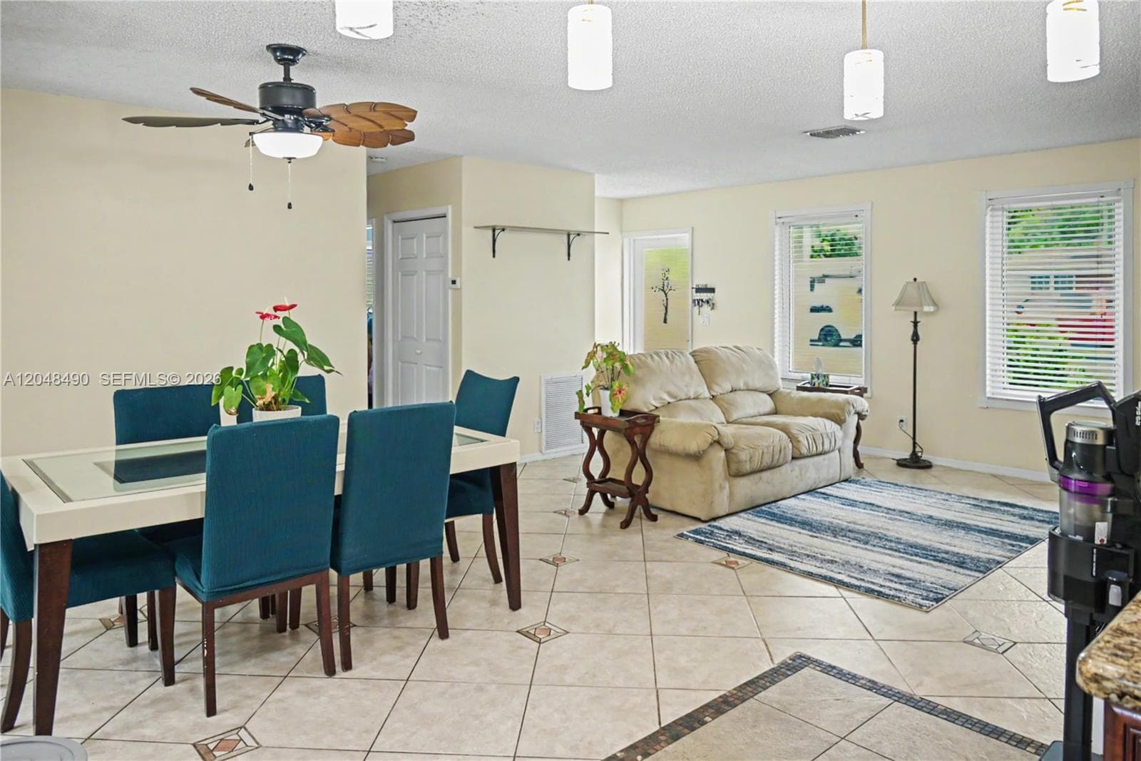 301 SW 65th Ave, Pembroke Pines, FL 33023 — zdjęcie 5