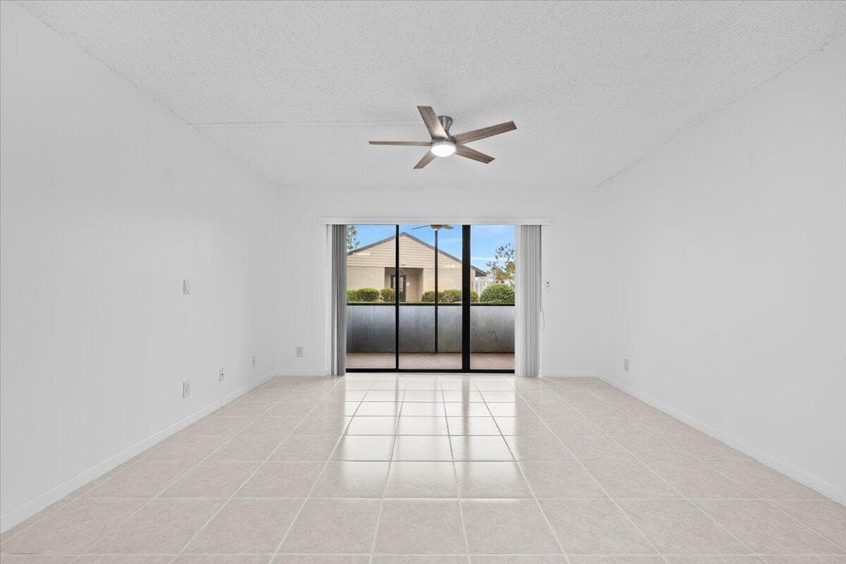 708 Sunny Pine Way # B1, FL 33415 — zdjęcie 4