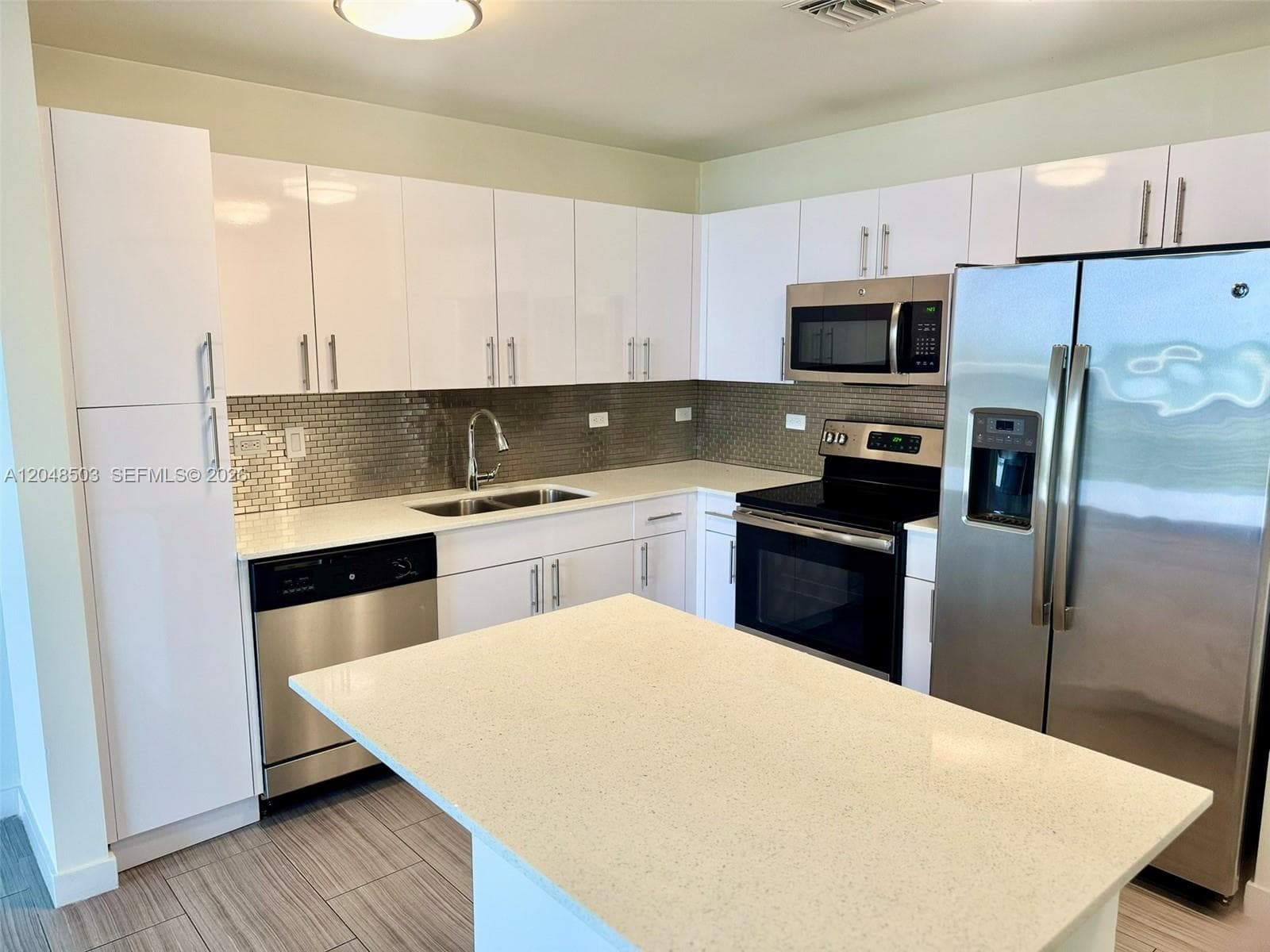 1776 Polk St # 517, Hollywood, FL 33020 — zdjęcie 2