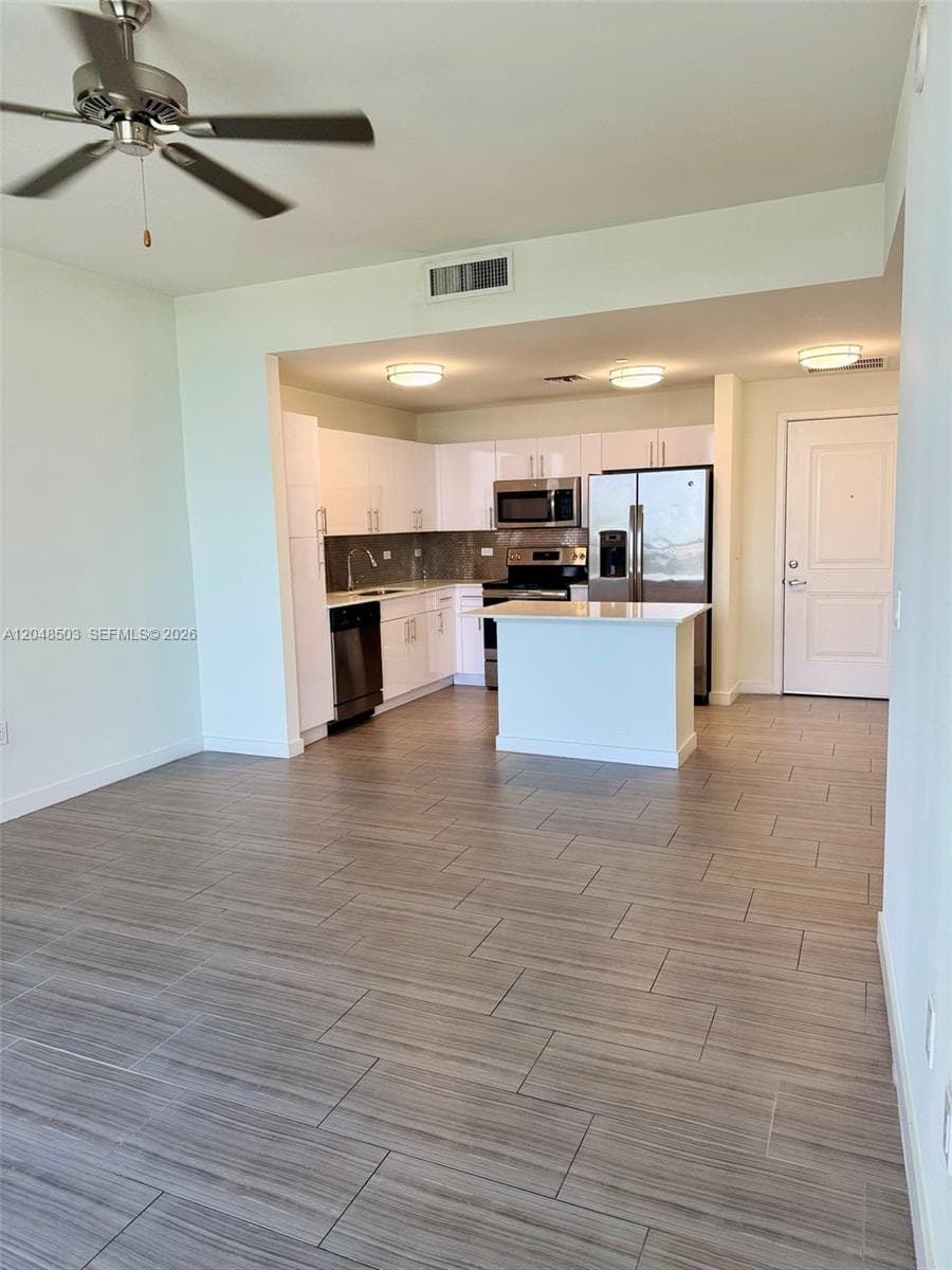 1776 Polk St # 517, Hollywood, FL 33020 — zdjęcie 5