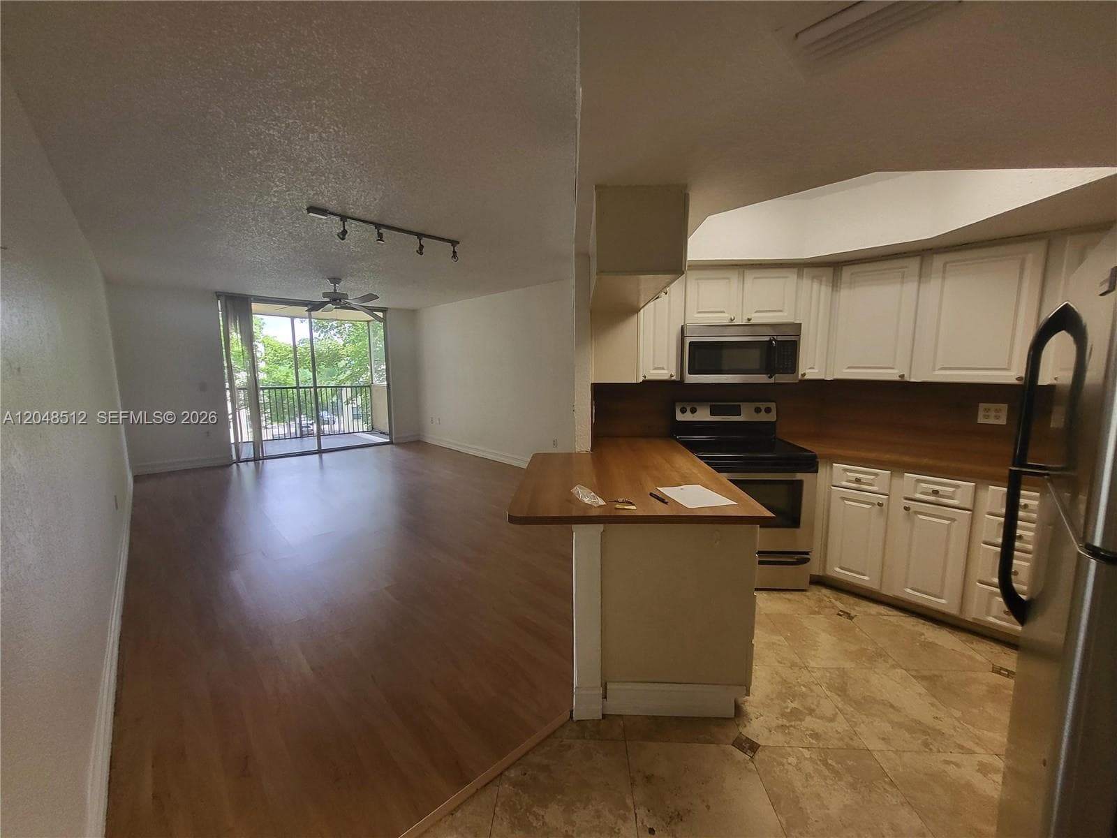 8225 Lake Dr # 405, Doral, FL 33166 — zdjęcie 3