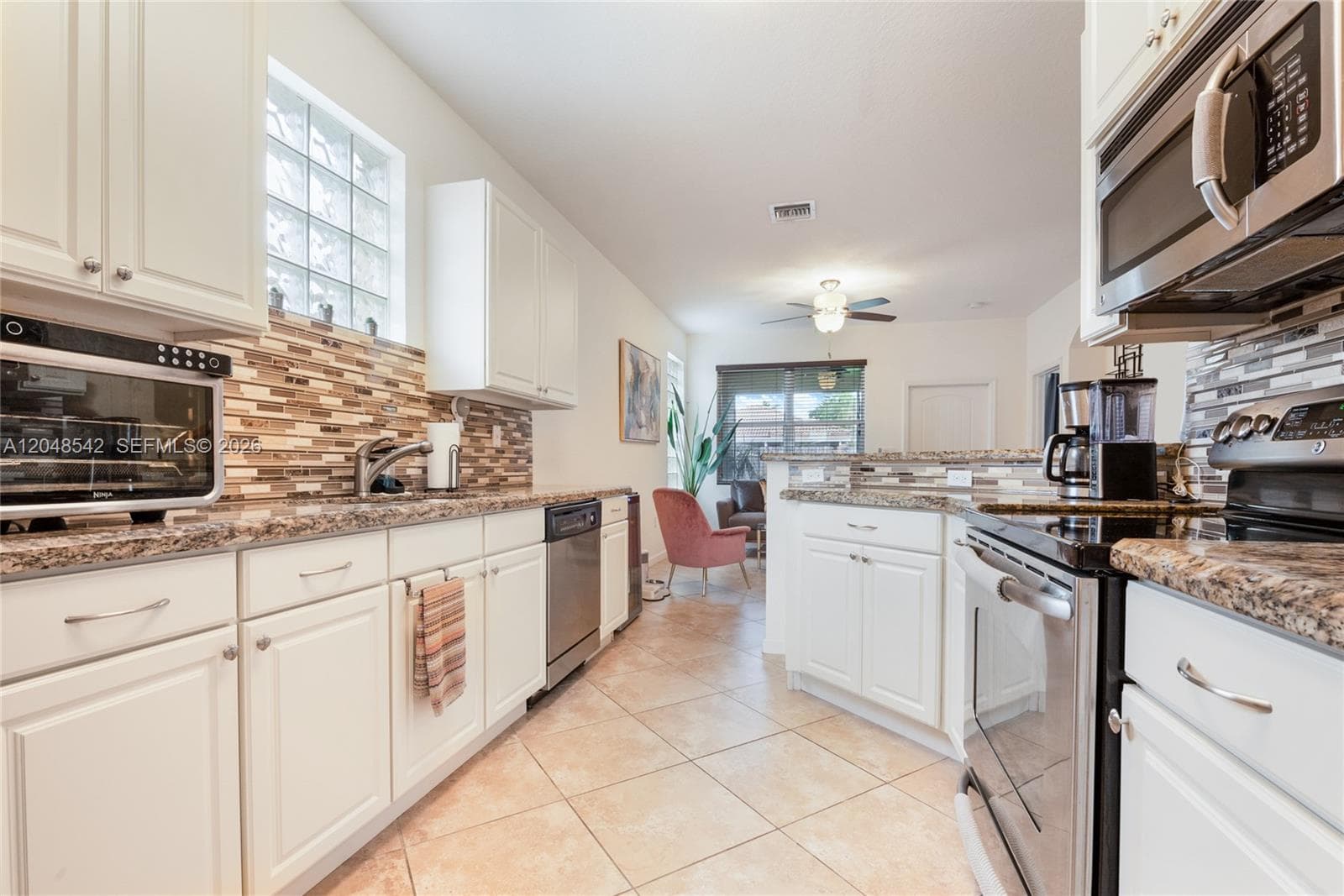 21471 SW 89th Ct, Cutler Bay, FL 33189 — zdjęcie 2