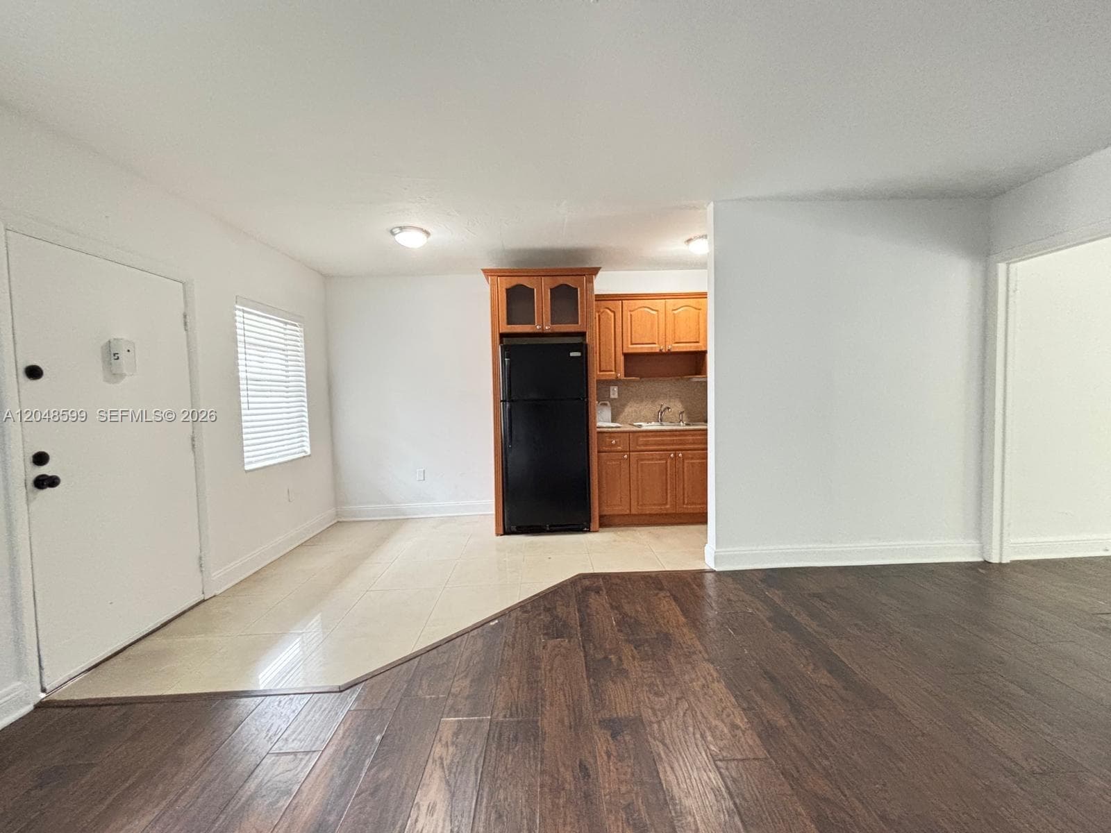 1860 Venice Park Dr # 110, North Miami, FL 33181 — zdjęcie 2