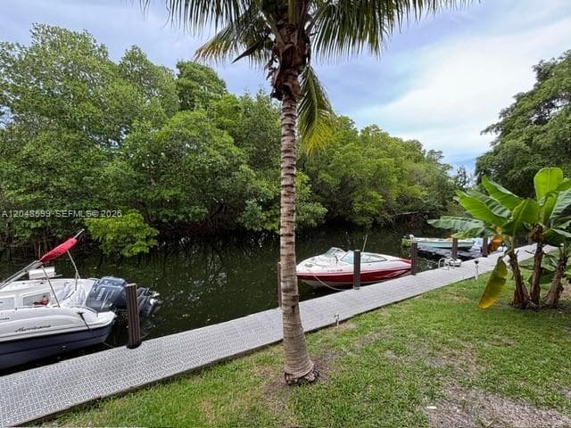 1860 Venice Park Dr # 110, North Miami, FL 33181 — zdjęcie 3
