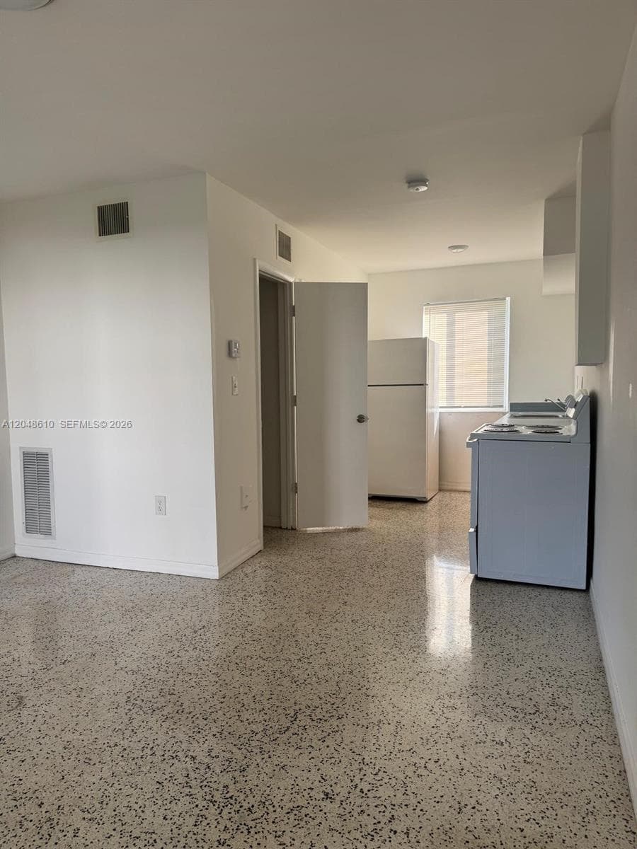680 NE 88th Ter # 2, Miami, FL 33138 — zdjęcie 5