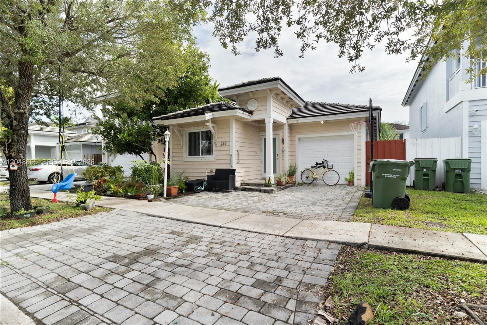 249 SE 32nd Ave, Homestead, FL 33033