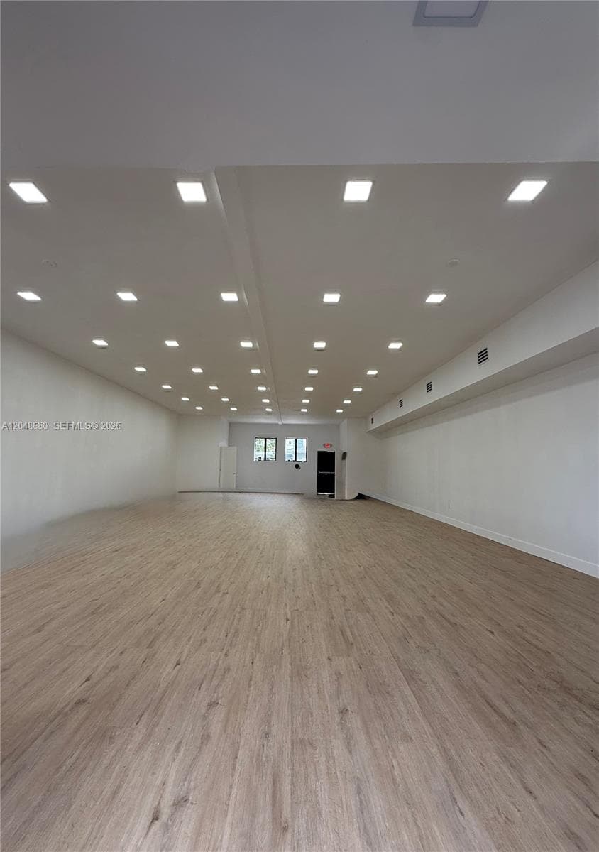 6113 SW 8th St, Miami, FL 33144 — zdjęcie 2