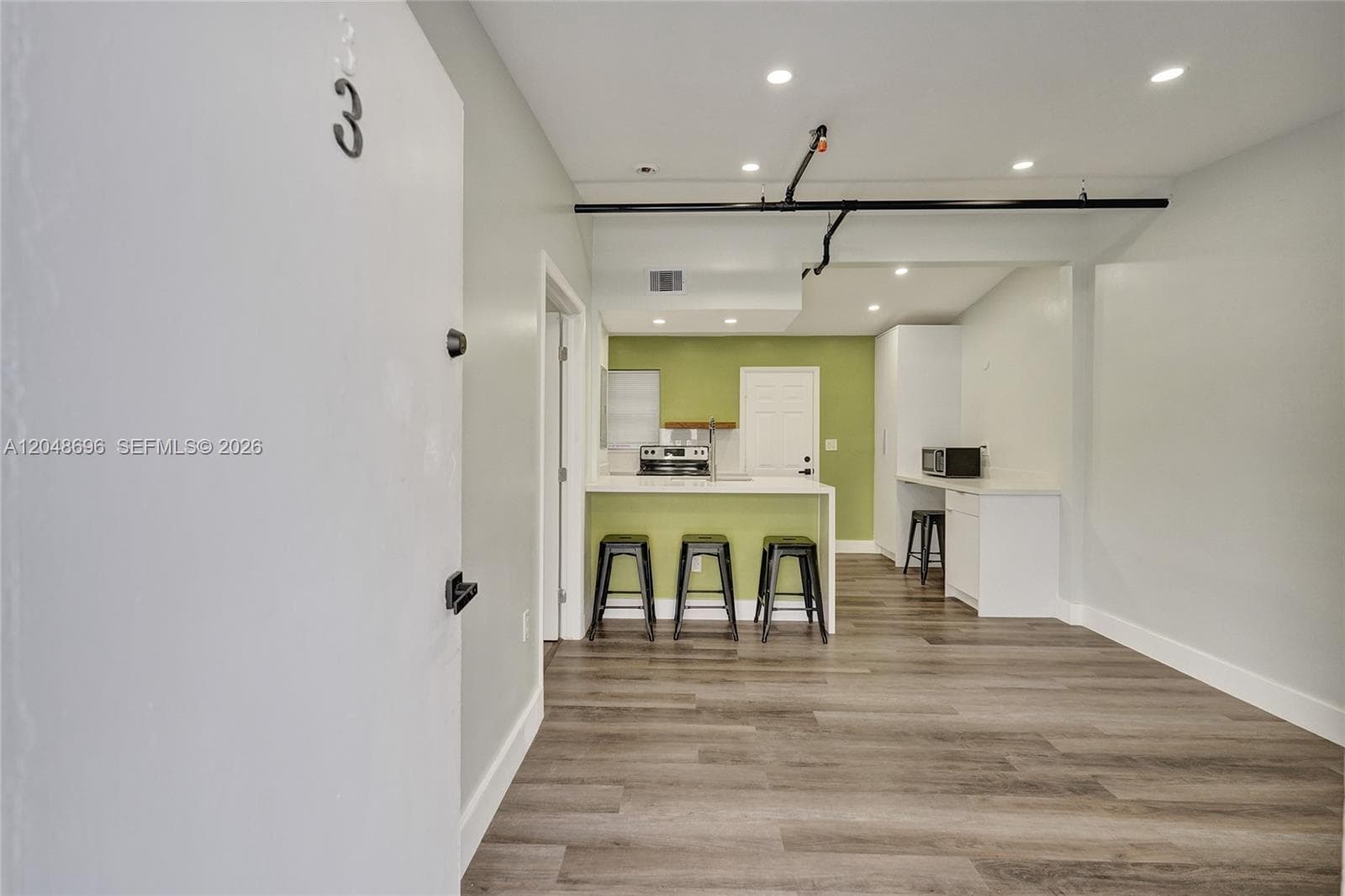 1085 NE 126th St # 3, North Miami, FL 33161 — zdjęcie 4