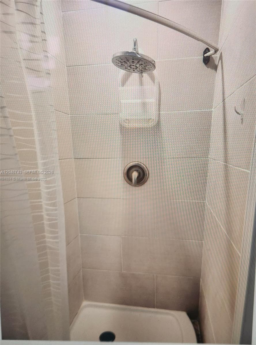 2251 NW 87th Ter, Pembroke Pines, FL 33024 — zdjęcie 5