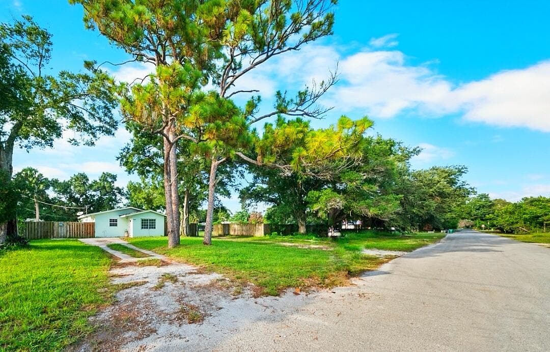 3516 Avenue F, Fort Pierce, FL 34947