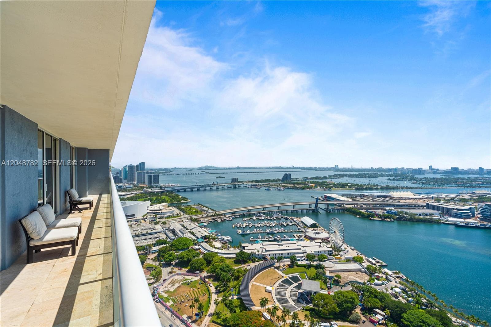 50 Biscayne Blvd # 5210, Miami, FL 33132 — zdjęcie 2