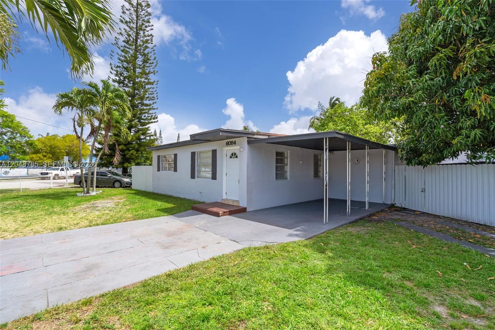 6084 E 7th Ave, Hialeah, FL 33013 — zdjęcie 3