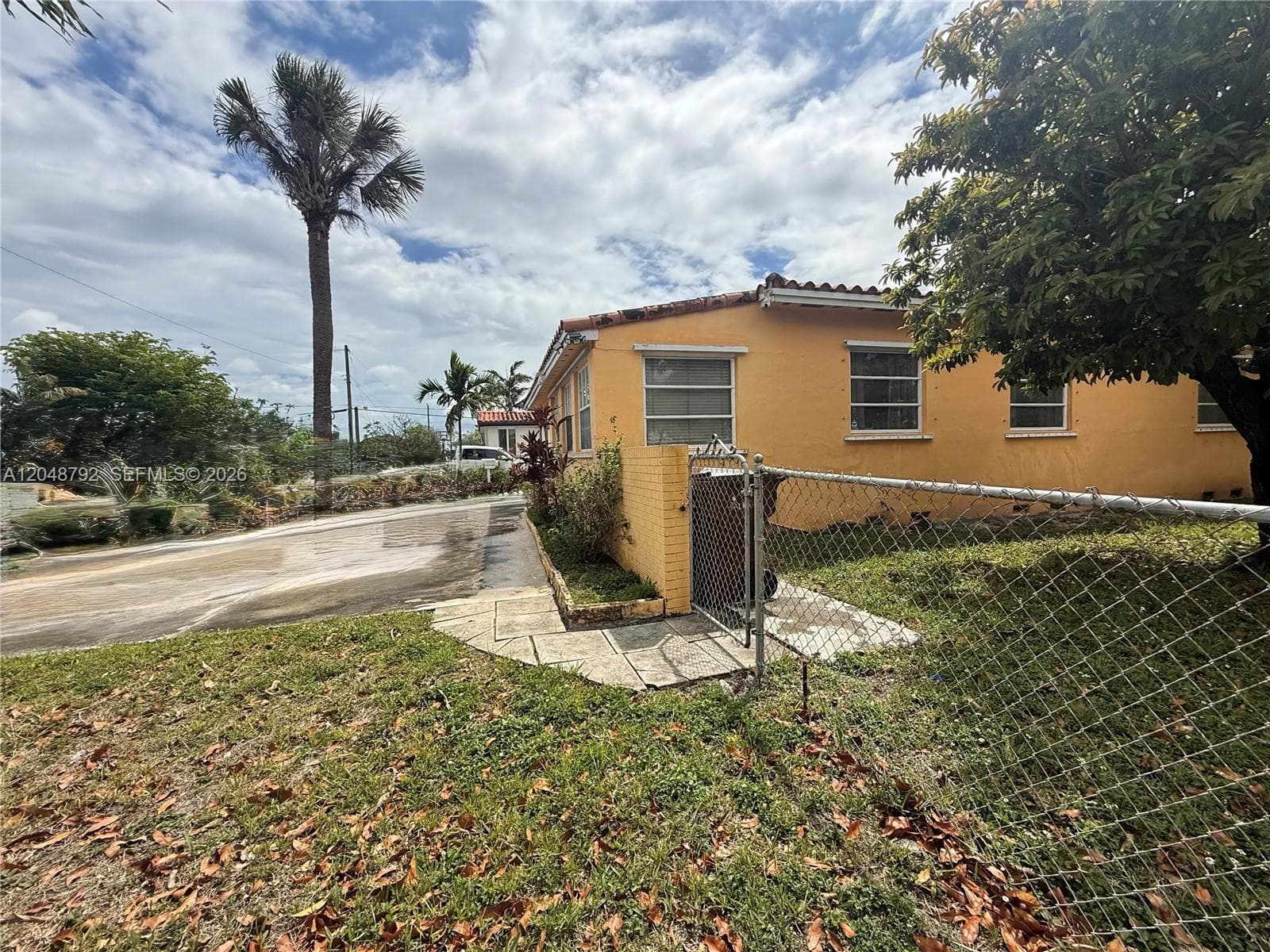 4470 W 1st Ave, Hialeah, FL 33012 — zdjęcie 5