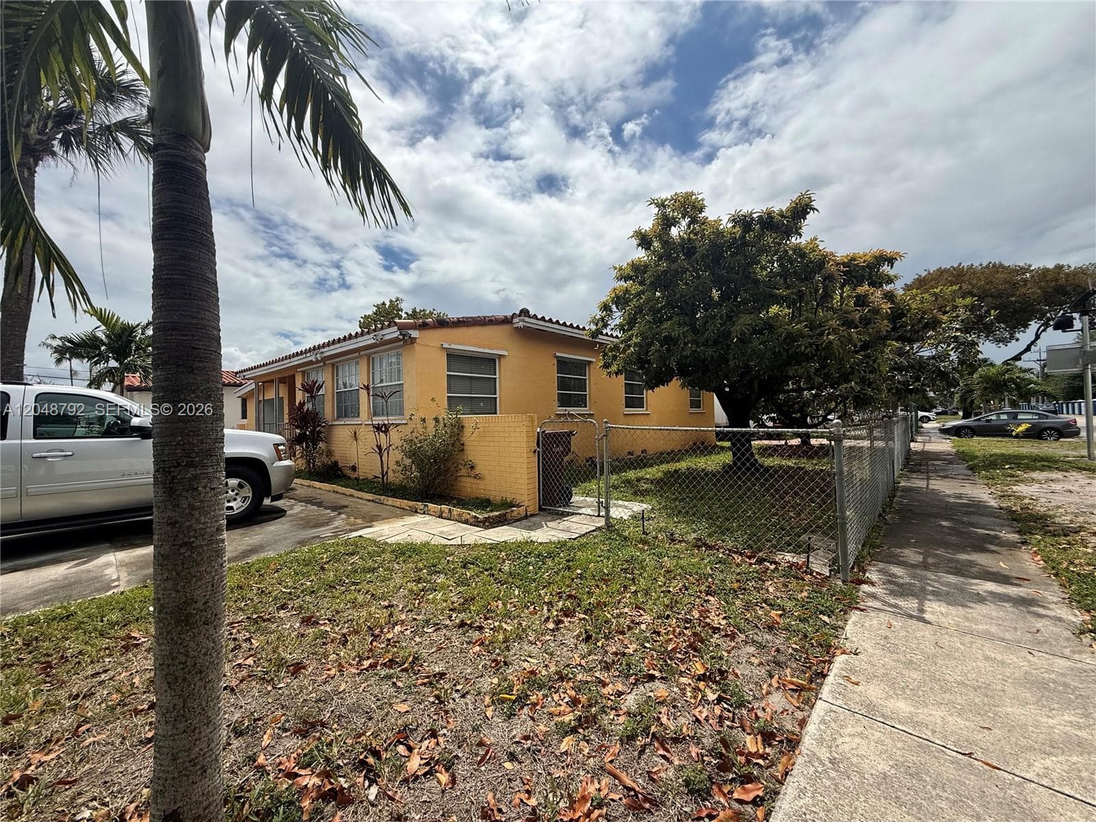 4470 W 1st Ave, Hialeah, FL 33012 — zdjęcie 4