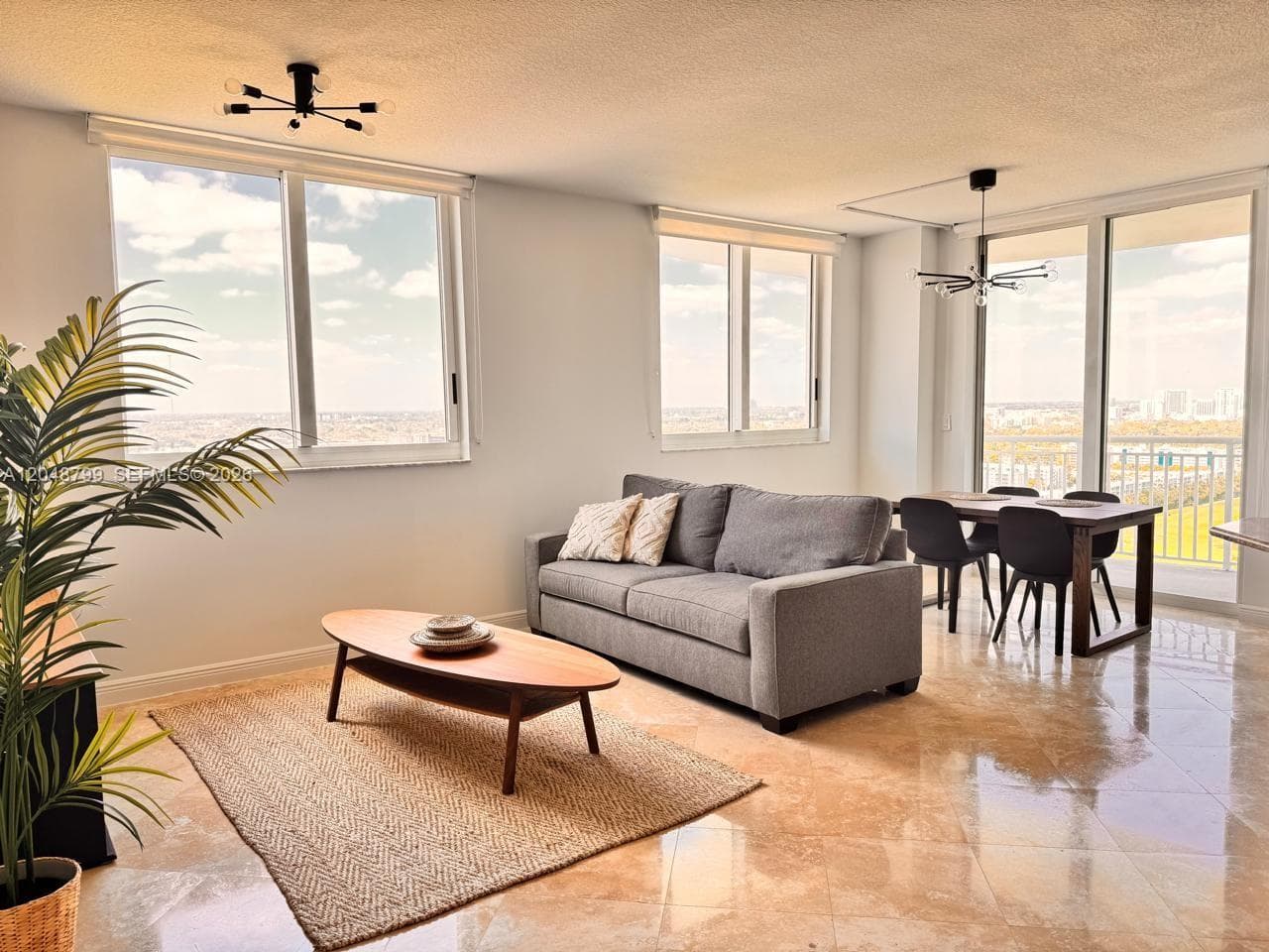1745 E Hallandale Beach Blvd # 2302W, Hallandale Beach, FL 33009 — zdjęcie 2