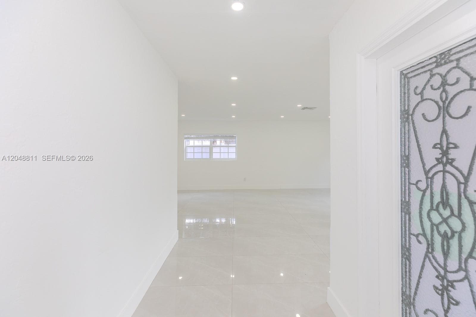913 NE 2nd St, Hallandale Beach, FL 33009 — zdjęcie 4