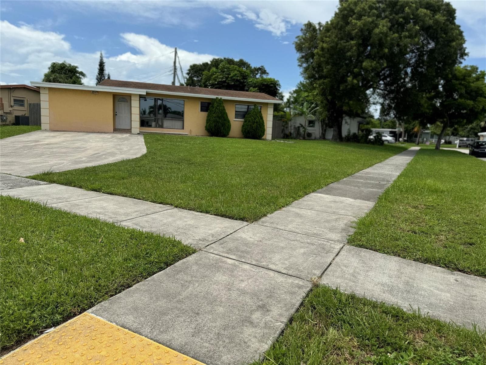 6101 NW 18th Street, Margate, FL 33063 — zdjęcie 2