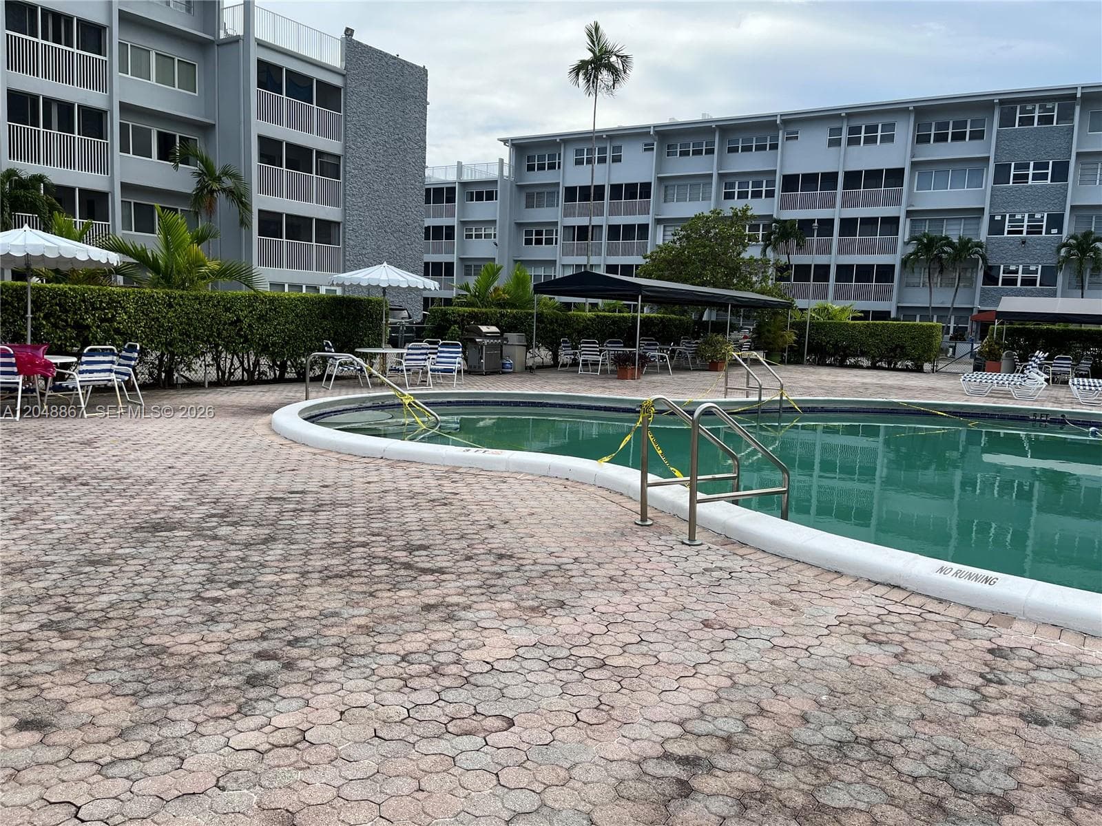 410 SE 2nd St # 408, Hallandale Beach, FL 33009