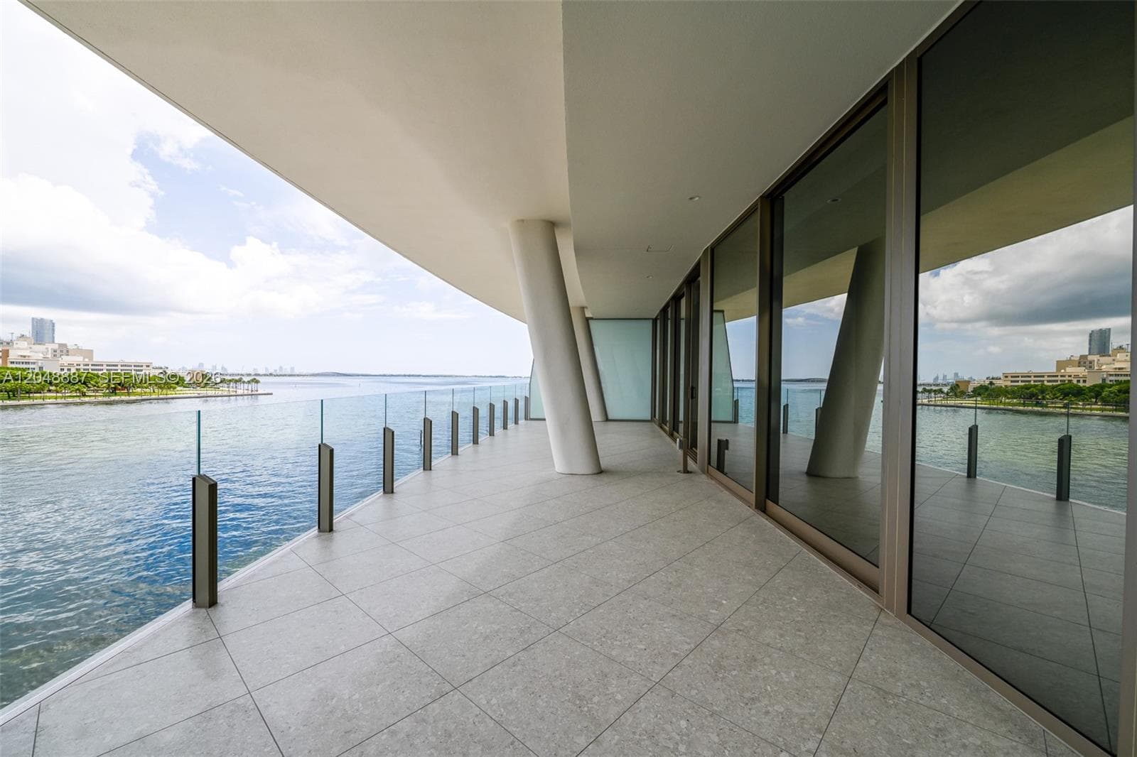 5 Grove Isle Dr # L404, Coconut Grove, FL 33133 — zdjęcie 3