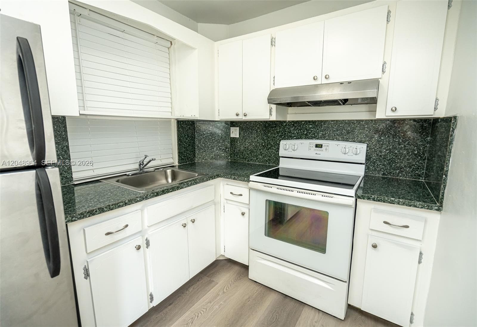 810 Salzedo St # 10, Coral Gables, FL 33134 — zdjęcie 5