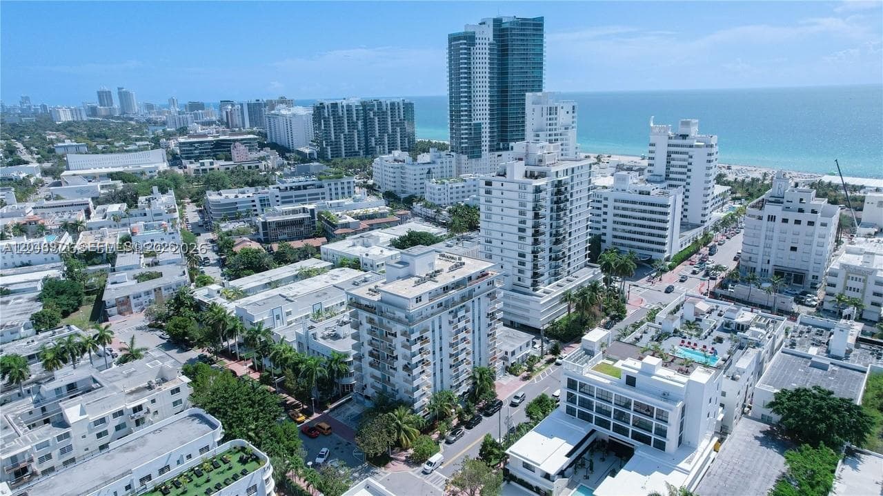 245 18th St # 305, Miami Beach, FL 33139