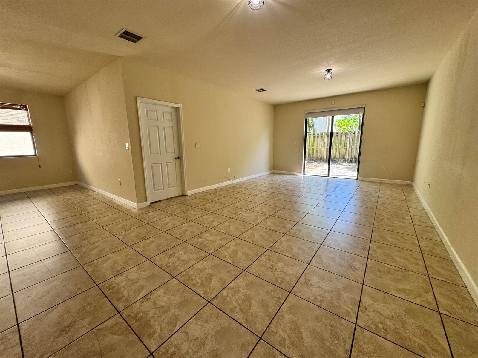 9136 SW 227th Terrace # 9136, Cutler Bay, FL 33190 — zdjęcie 4