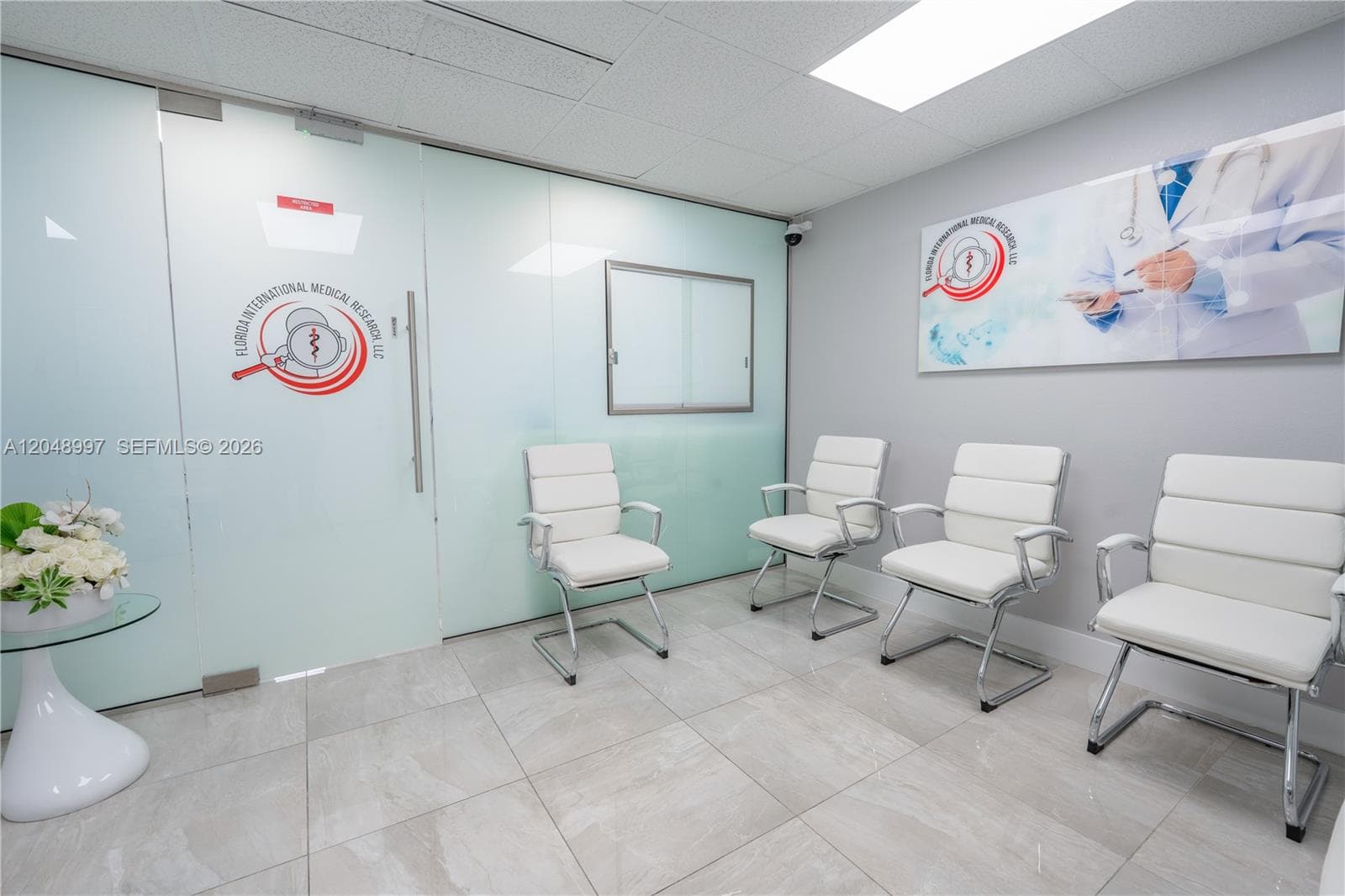 747 Ponce De Leon Blvd # 402, Coral Gables, FL 33134 — zdjęcie 3