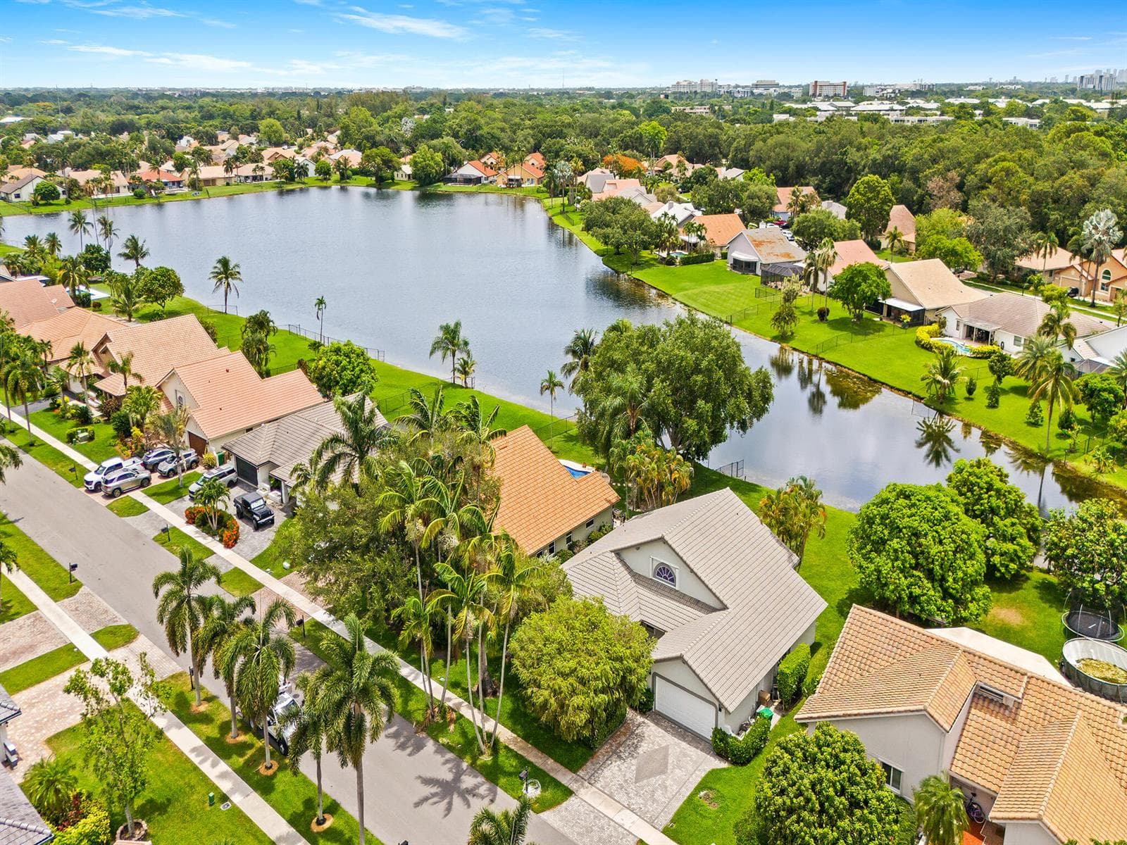 1750 W Oak Knoll Circle, Davie, FL 33324 — zdjęcie 2