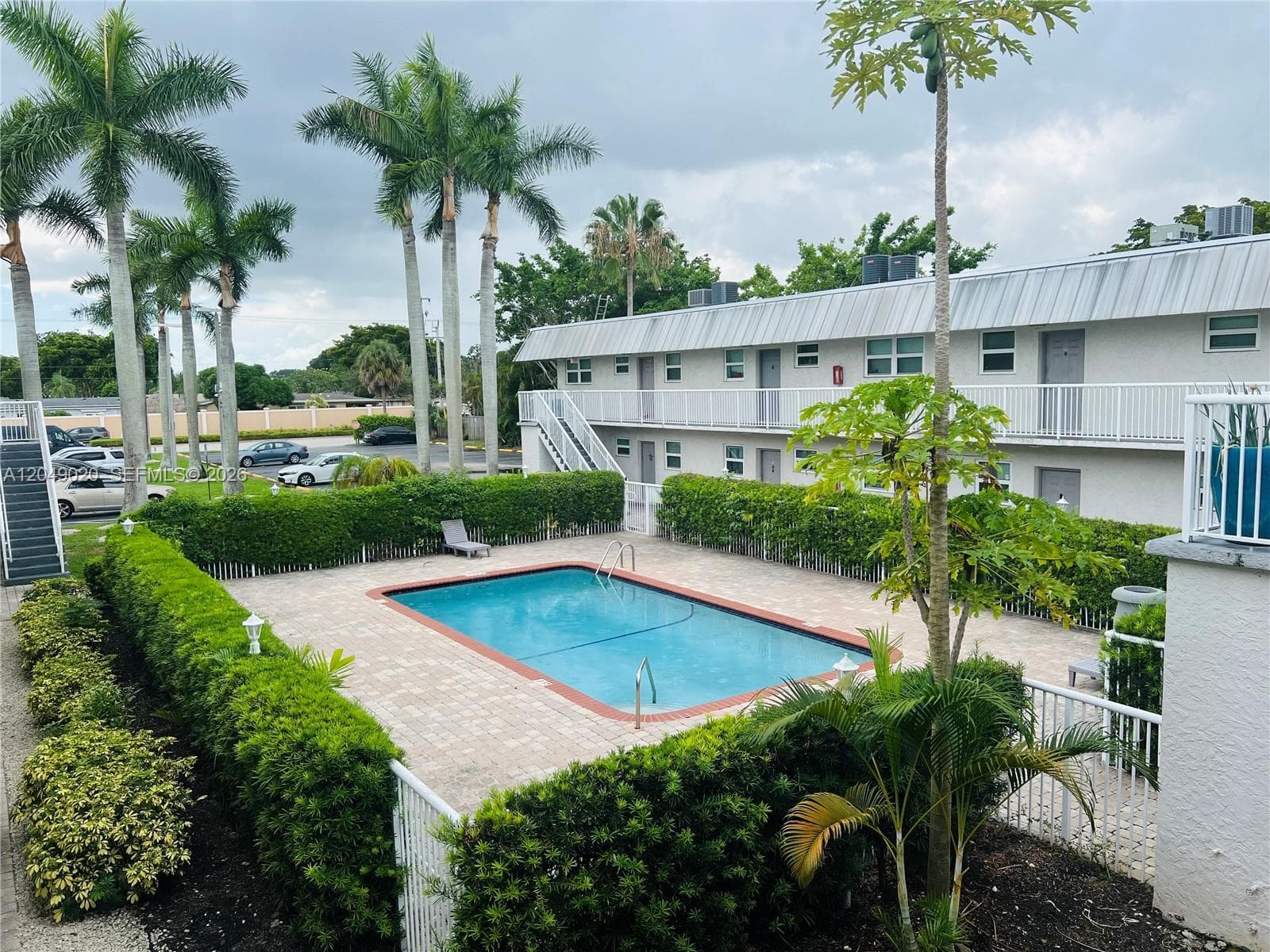 2050 NW 89th Ave # 208, Pembroke Pines, FL 33028