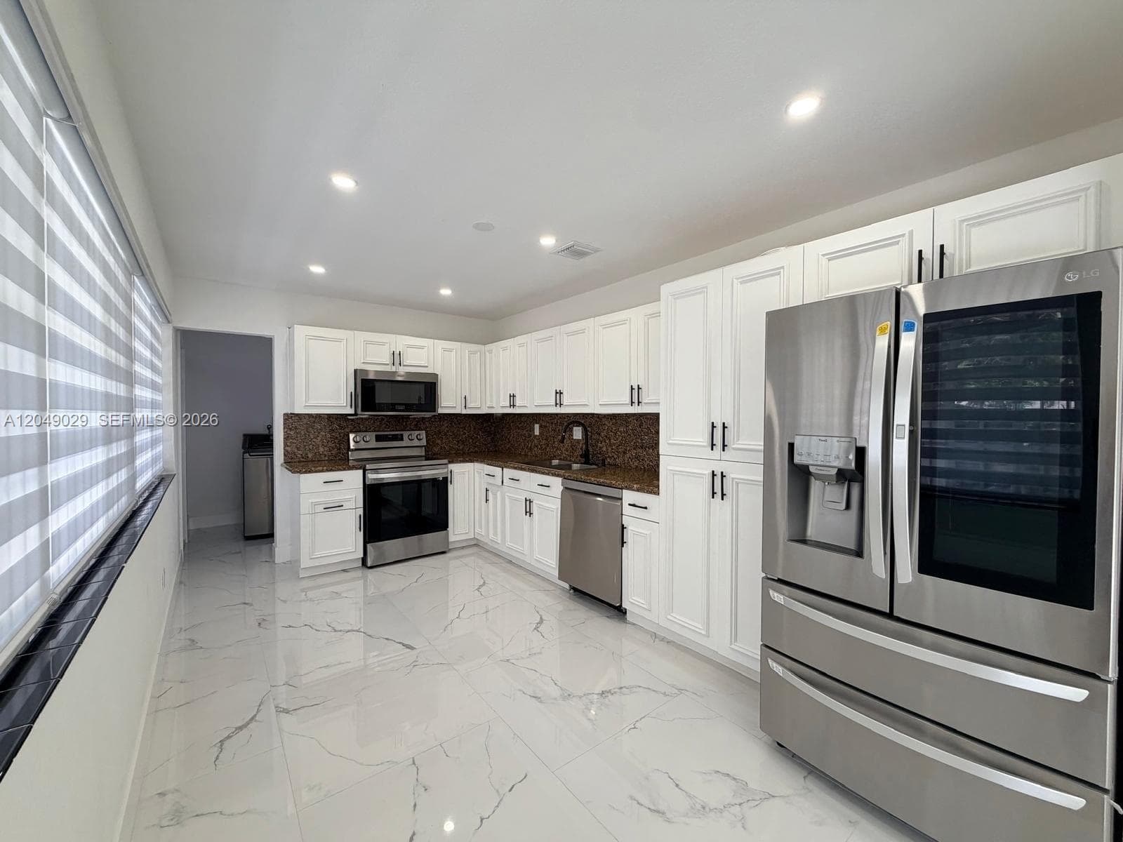 19202 NW 23rd Ct, Miami Gardens, FL 33056 — zdjęcie 5