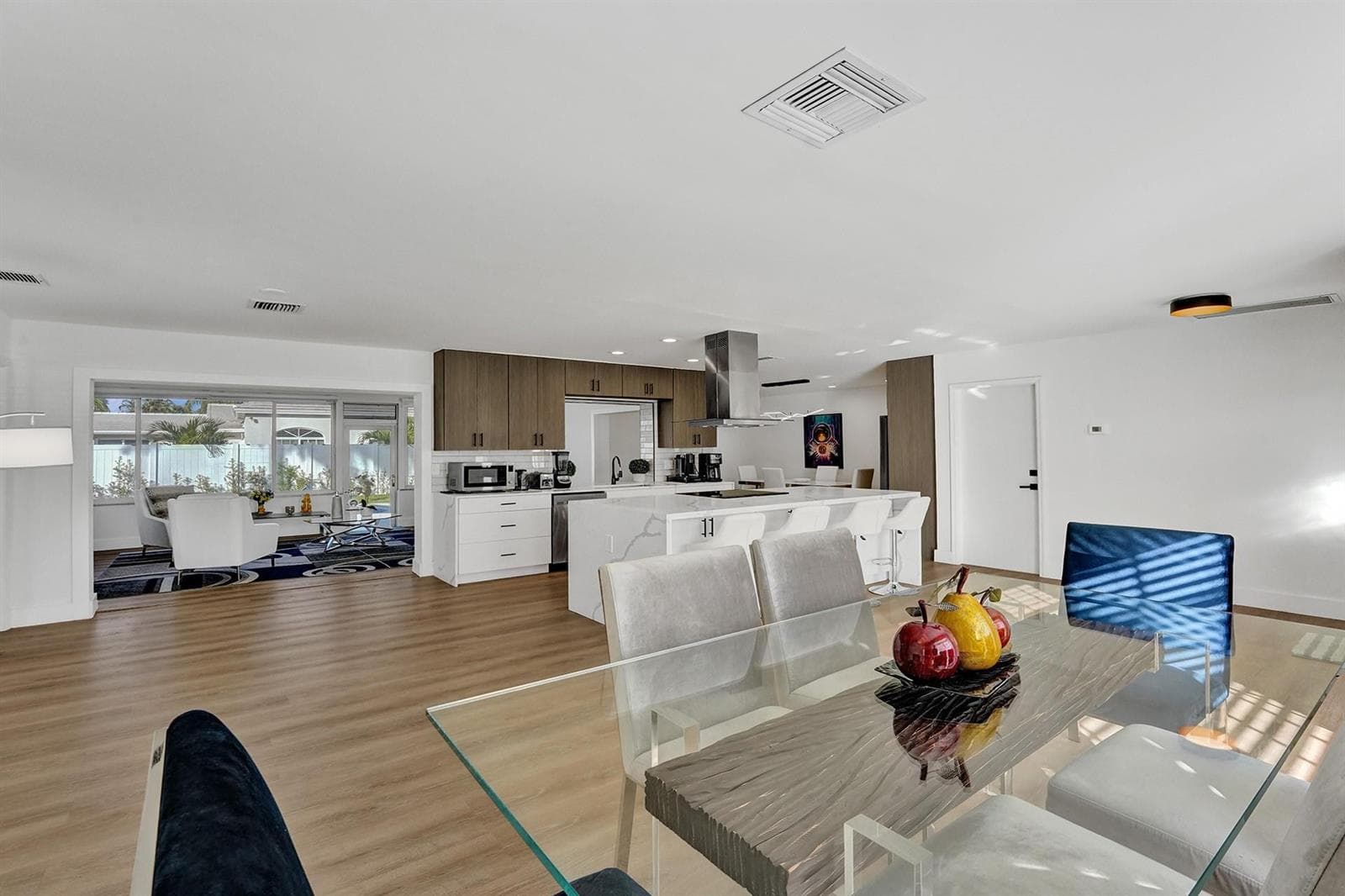 4751 NE 29th Avenue, Fort Lauderdale, FL 33308 — zdjęcie 2
