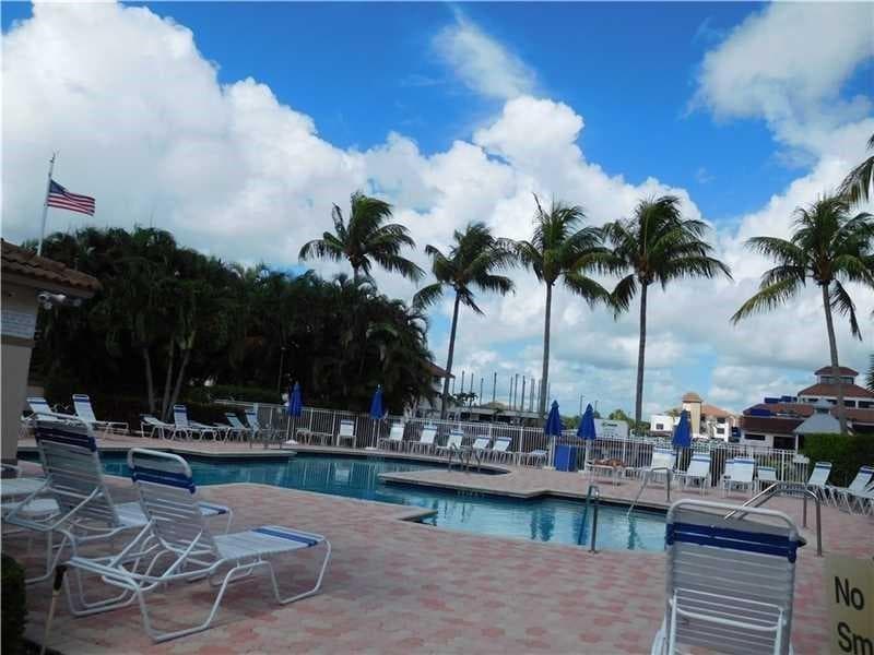6584 Via Regina, Boca Raton, FL 33433 — zdjęcie 3