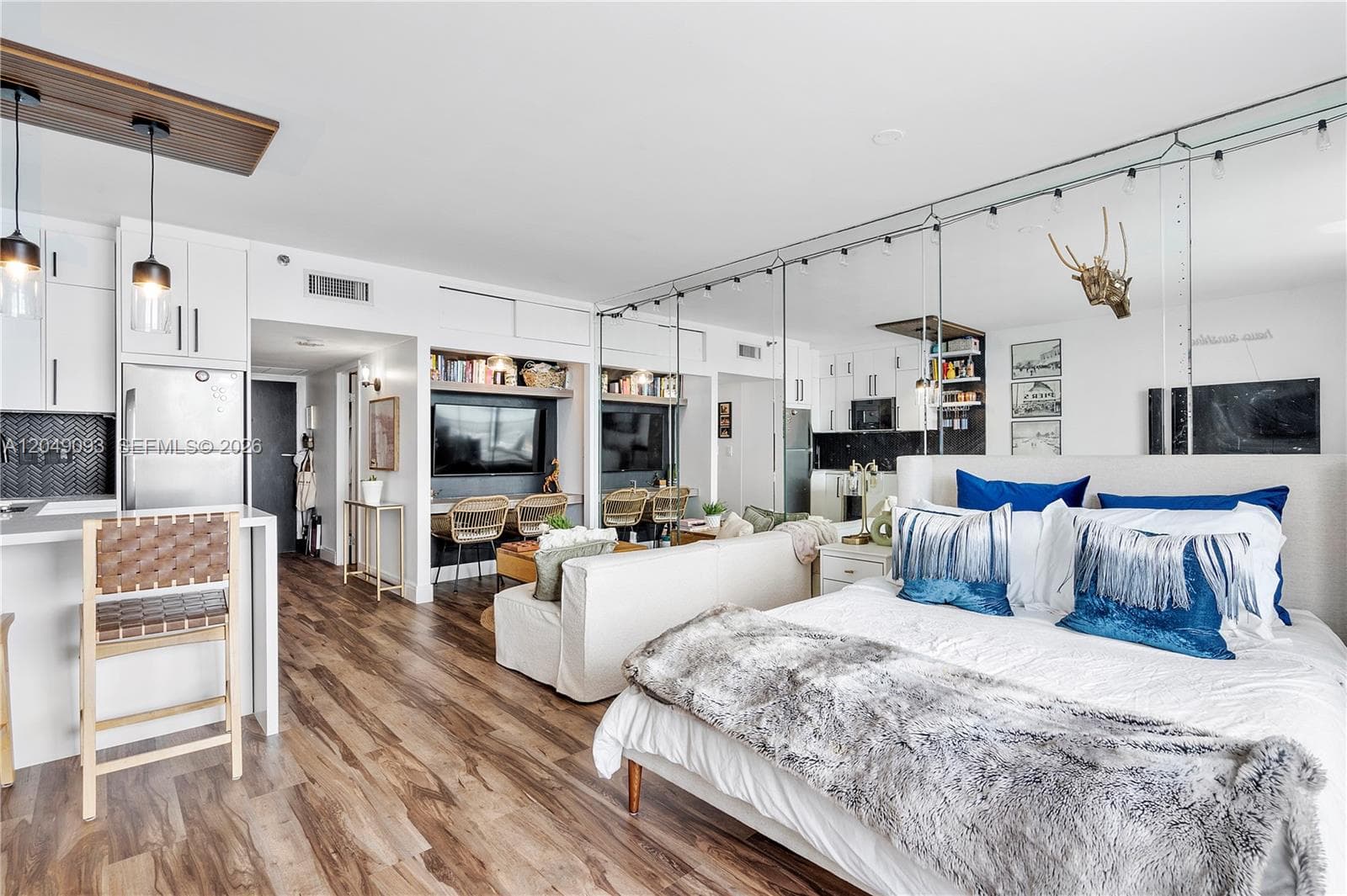 555 NE 15th St # 518, Miami, FL 33132 — zdjęcie 2